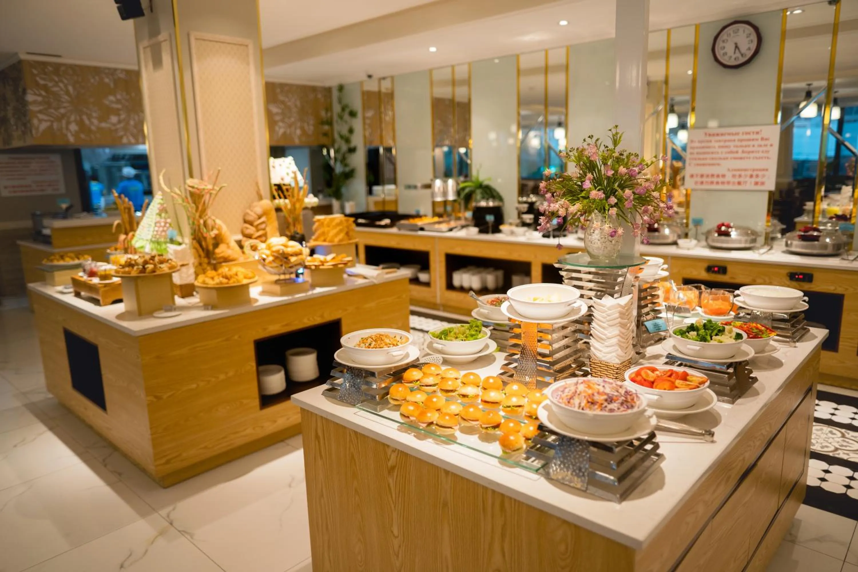 Restaurant/places to eat in Orbit Hotel Nha Trang