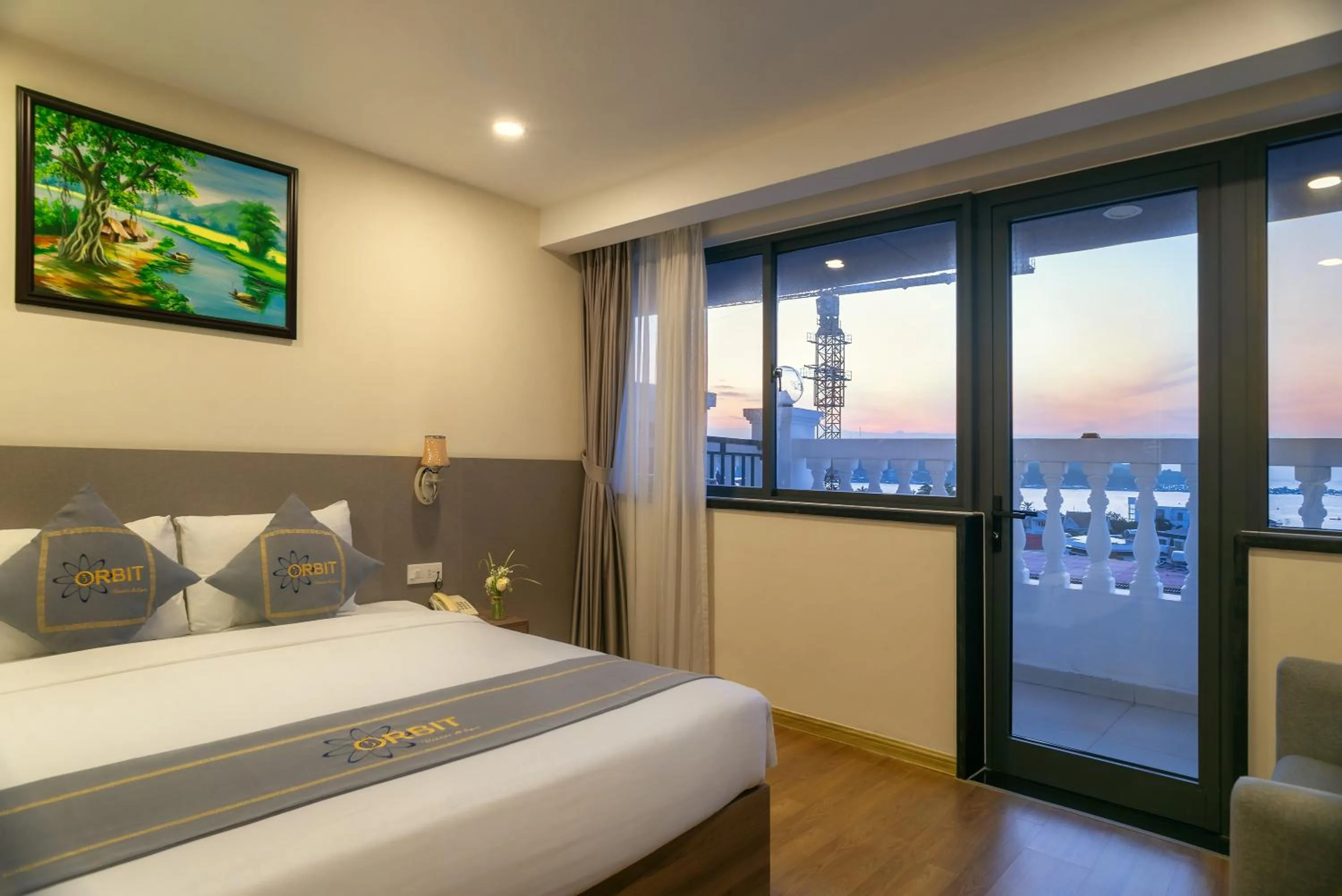 Bed in Orbit Hotel Nha Trang