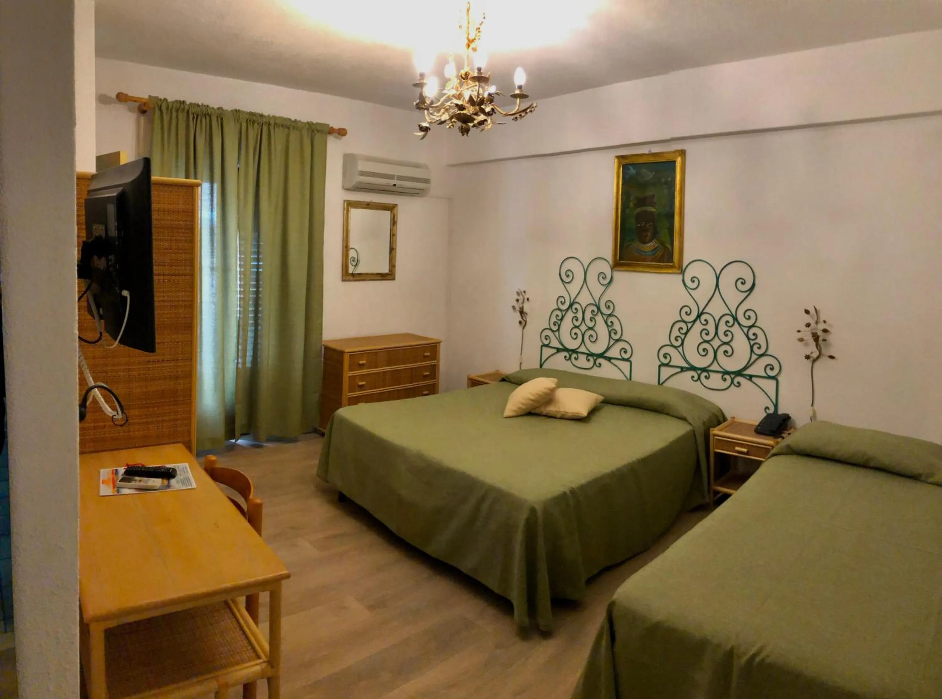 Bedroom in Hotel da Peppe