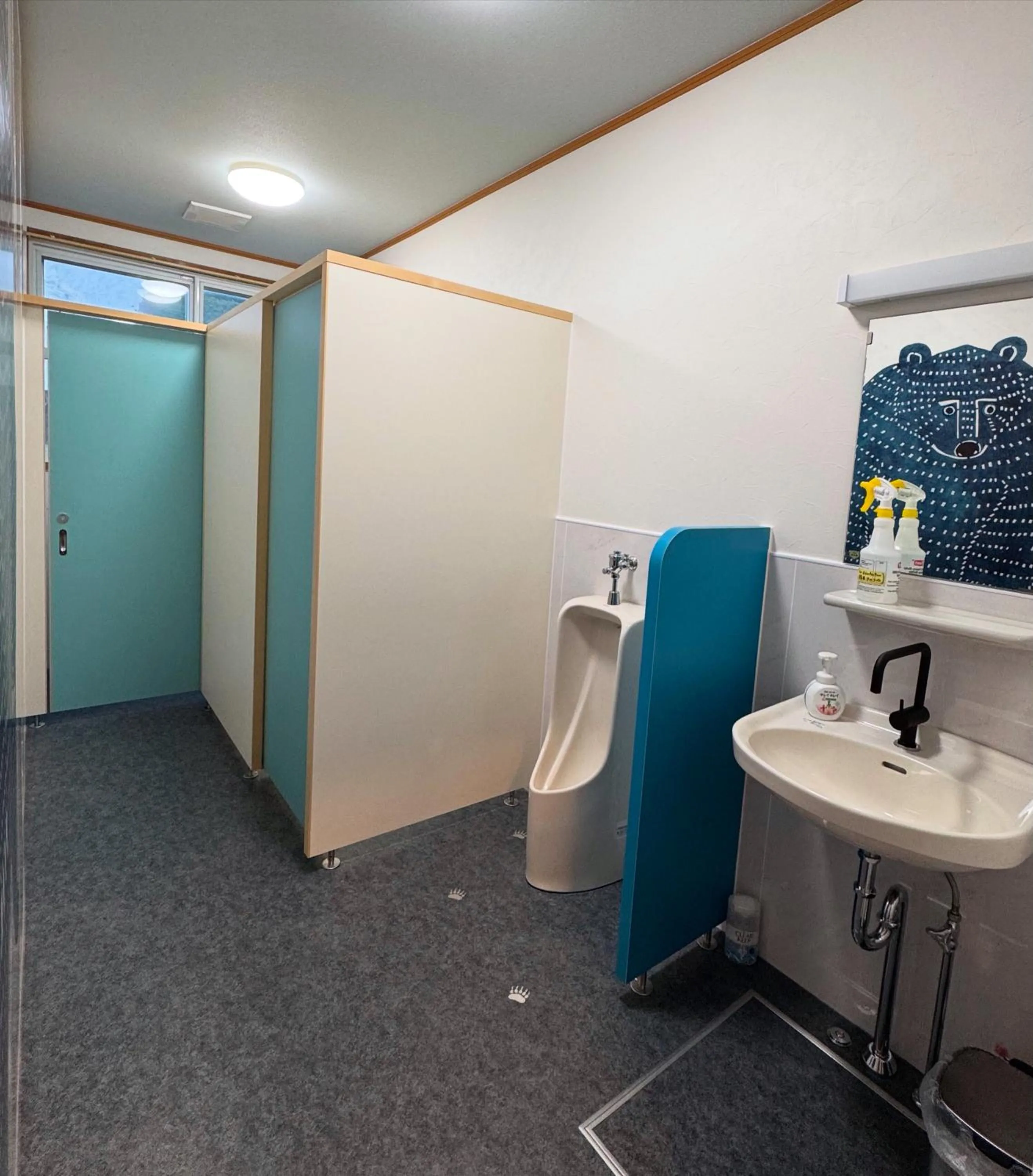 Toilet in Tengudaira Mountain Lodge