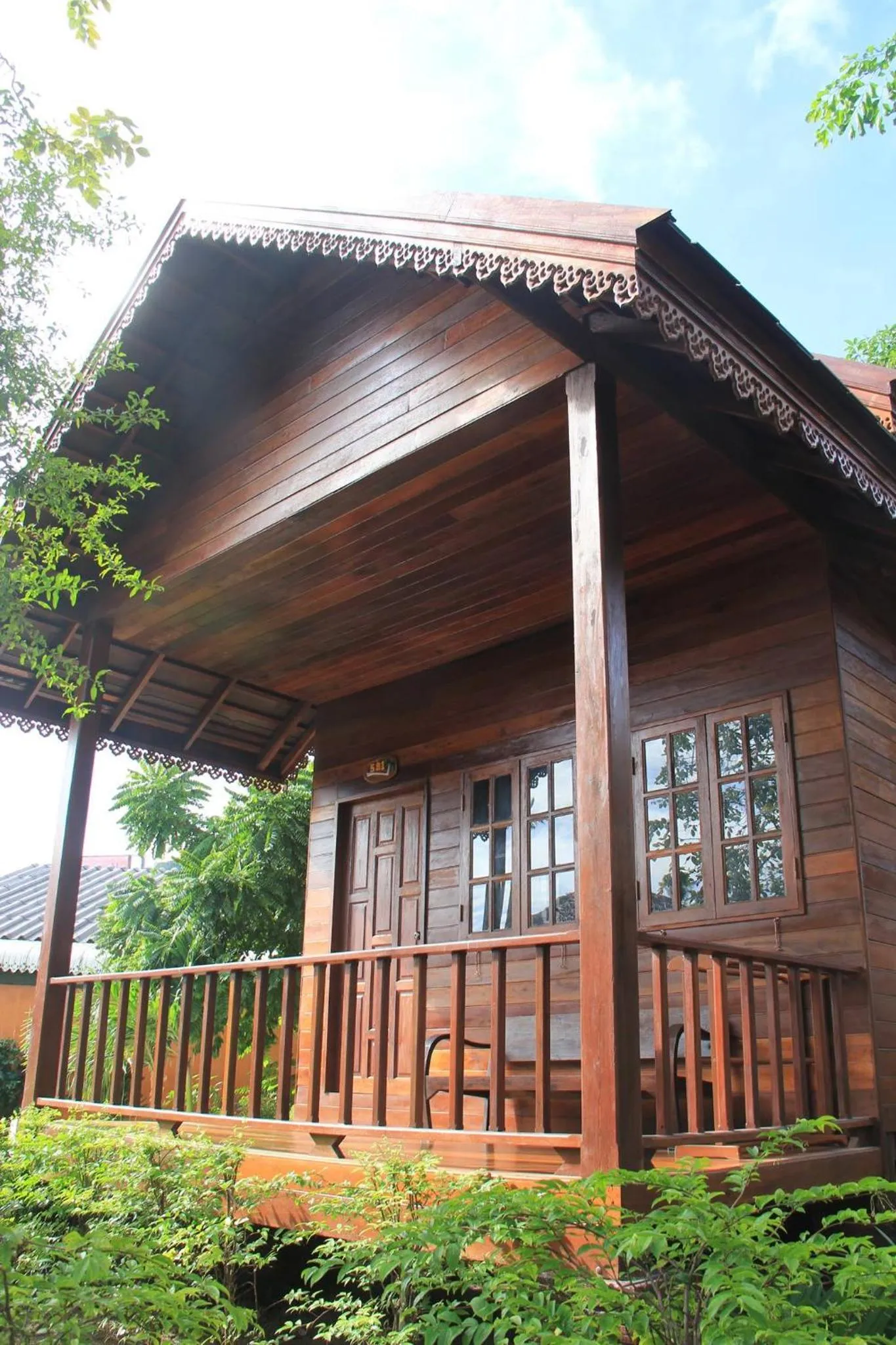 Lotus Paradise Resort - SHA PLUS