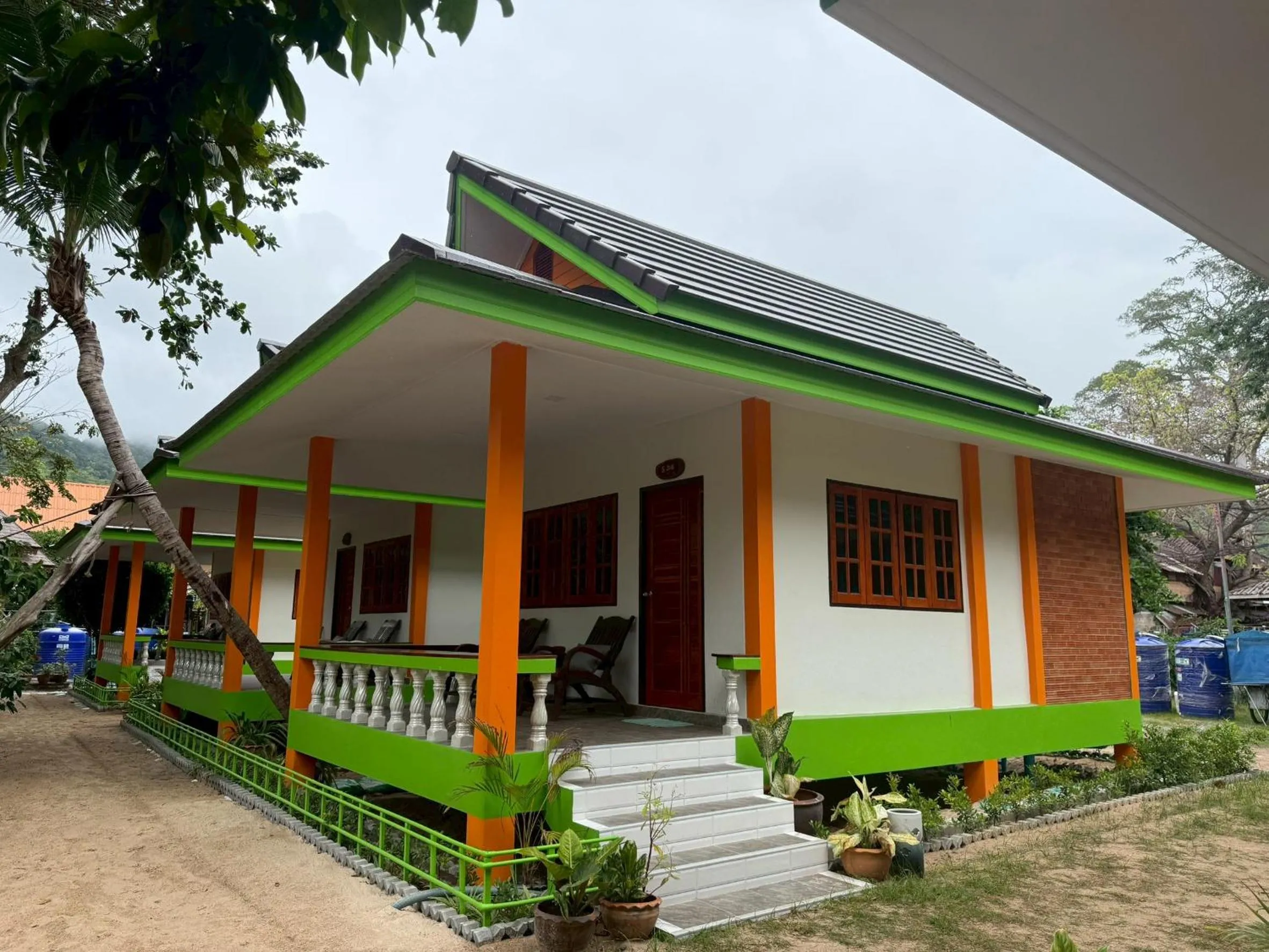 Lotus Paradise Resort - SHA PLUS