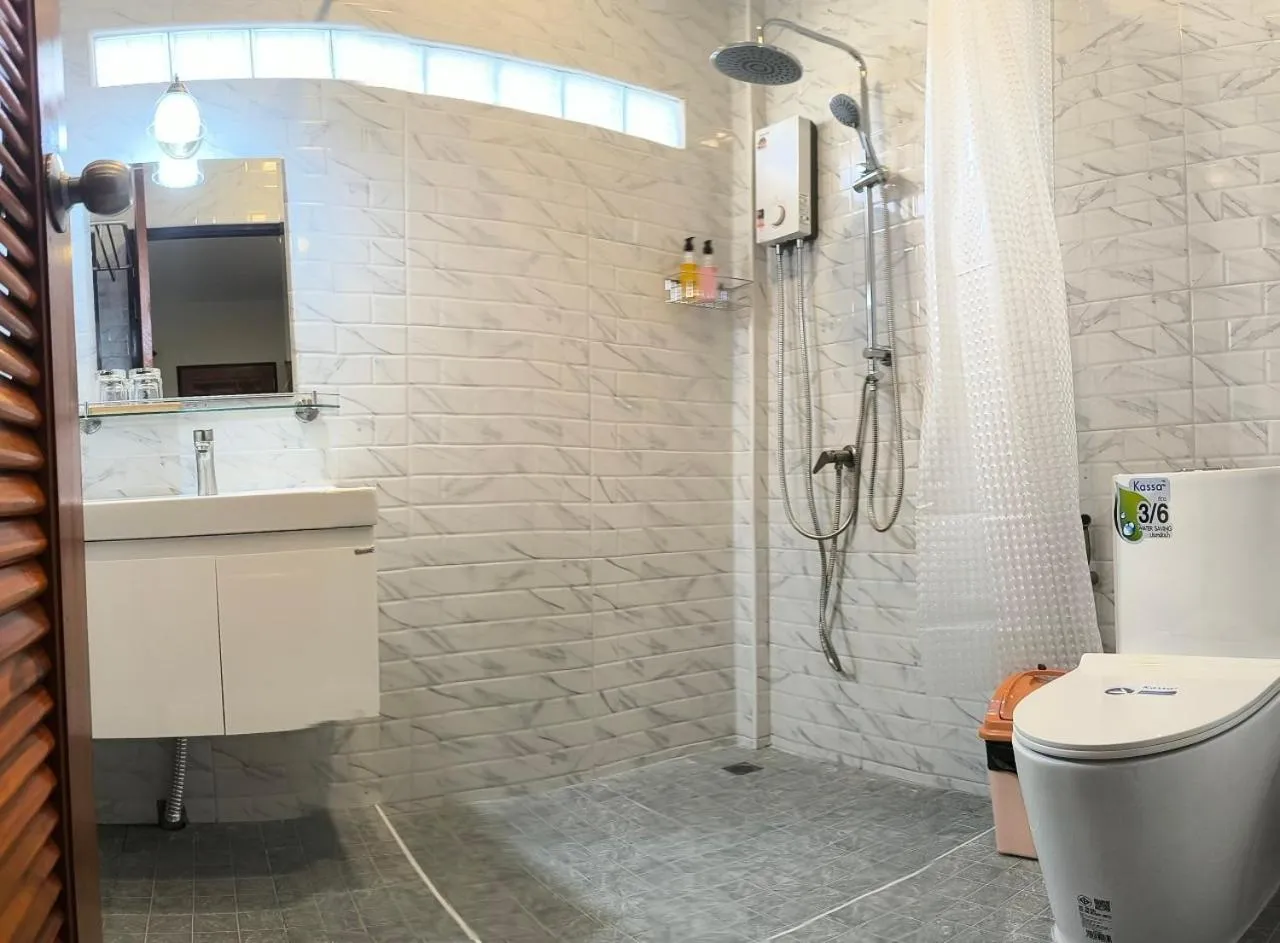 Lotus Paradise Resort - SHA PLUS