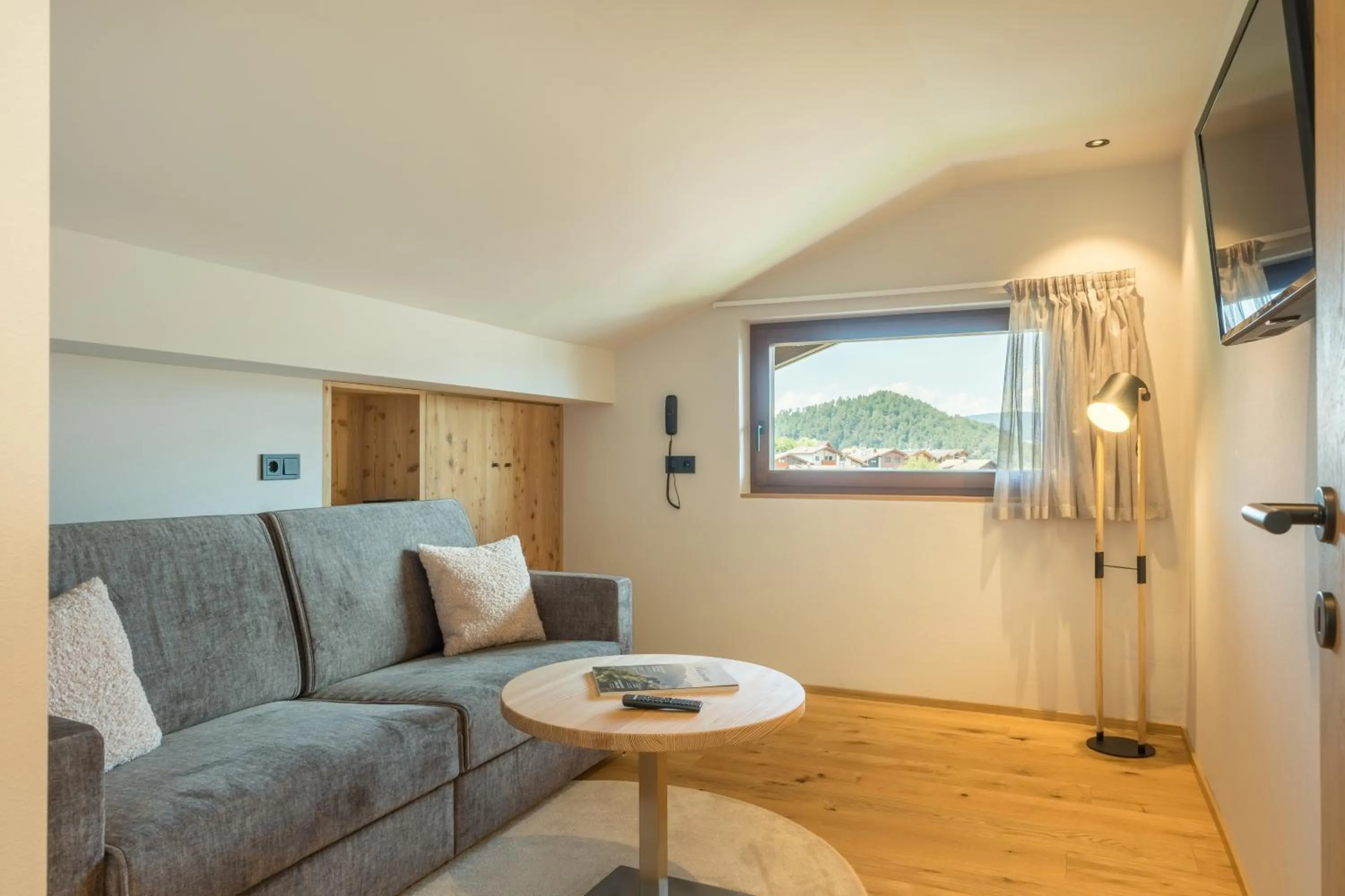 TV and multimedia in Parc Hotel Tyrol