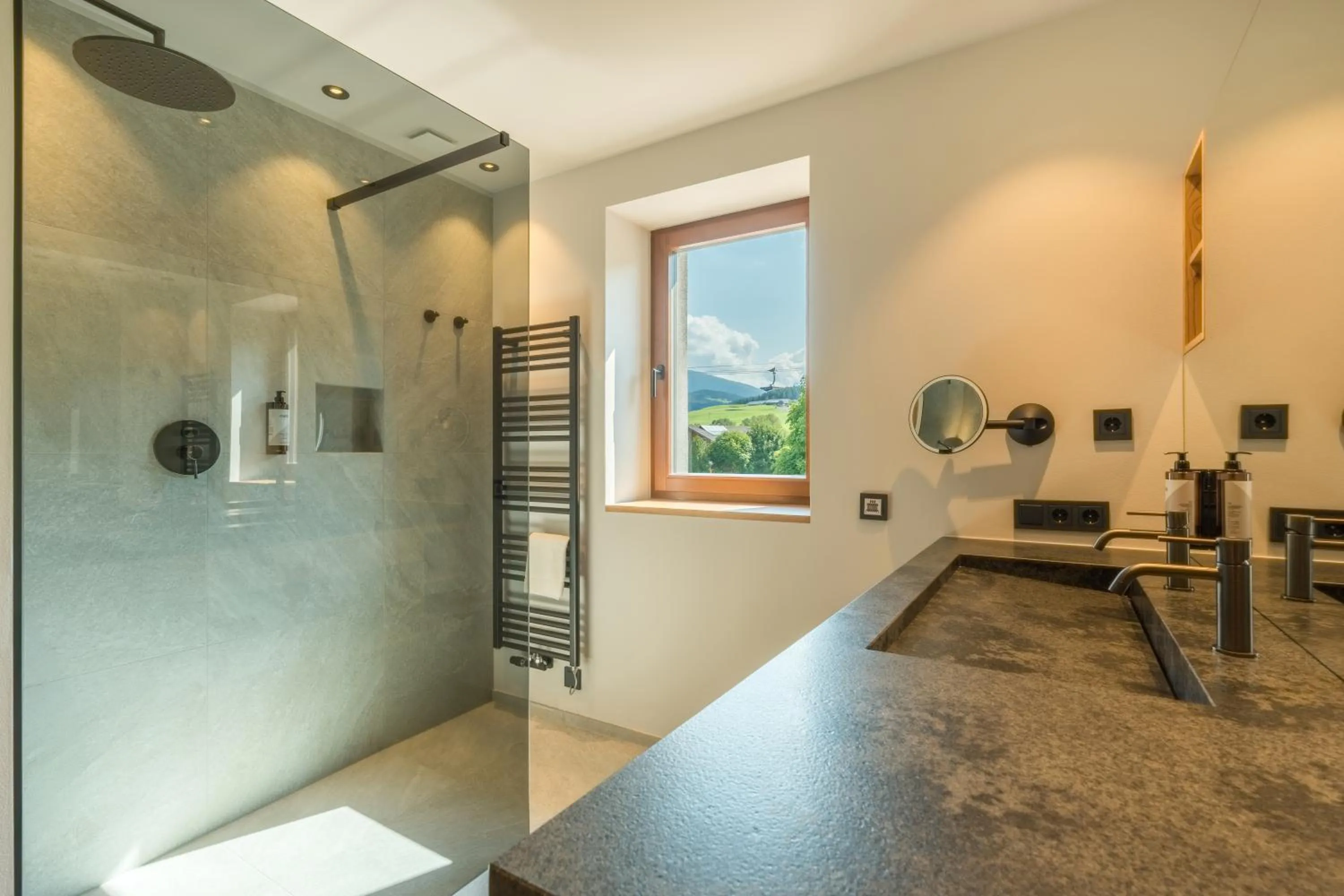 Shower in Parc Hotel Tyrol