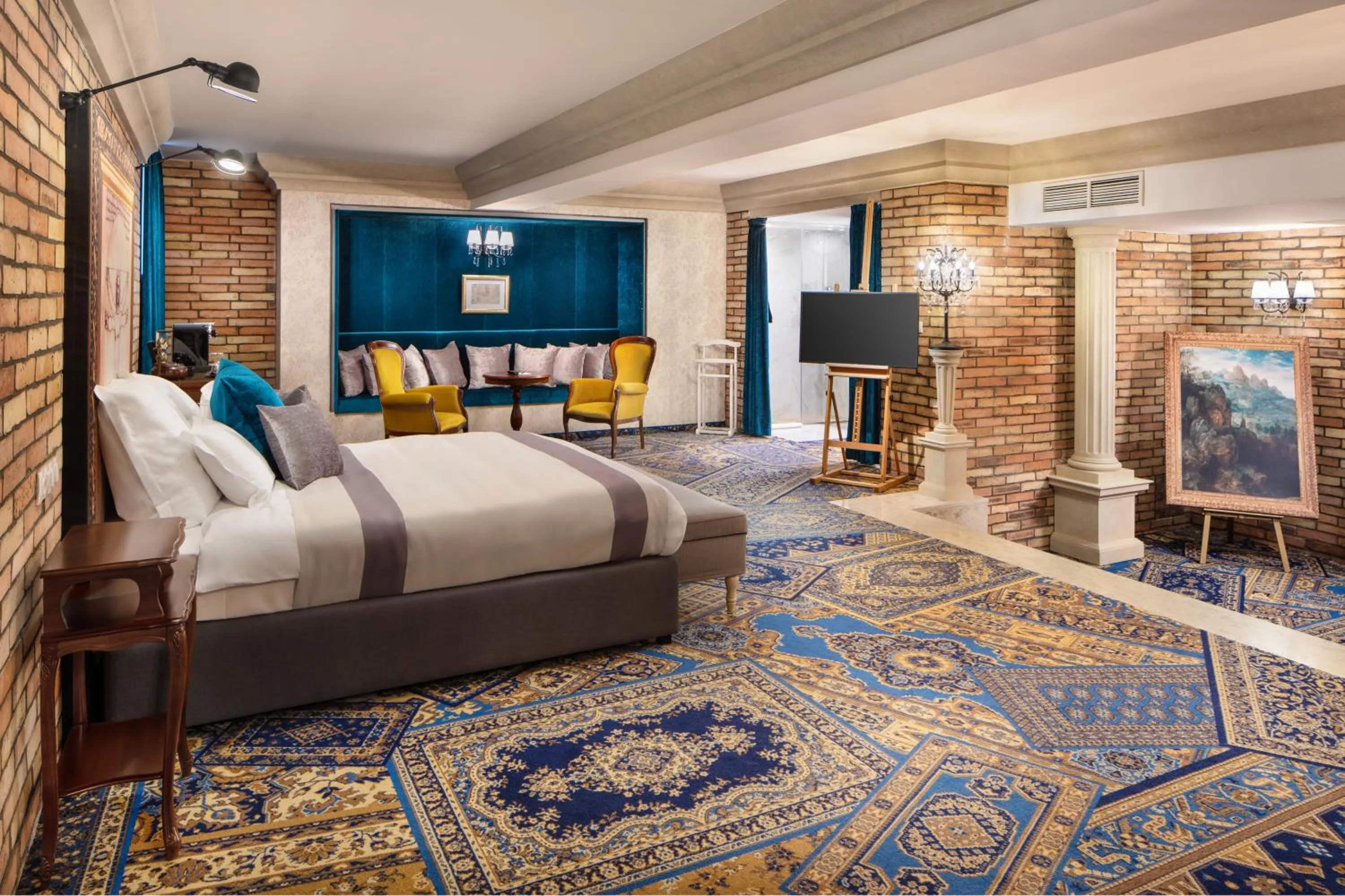 TV and multimedia, Bed in Mystery Hotel Budapest, Preferred Hotels & Resorts