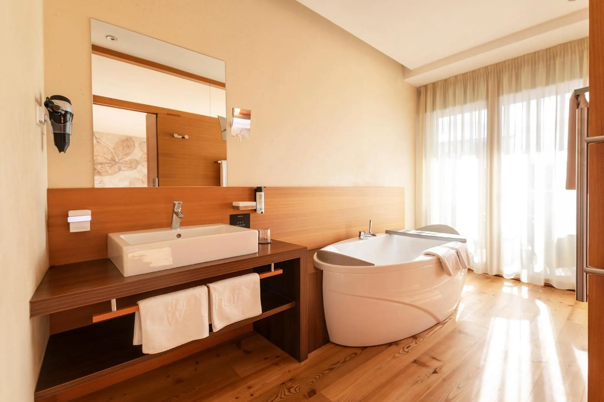 Bathroom, Bed in Hotel Der Waldhof