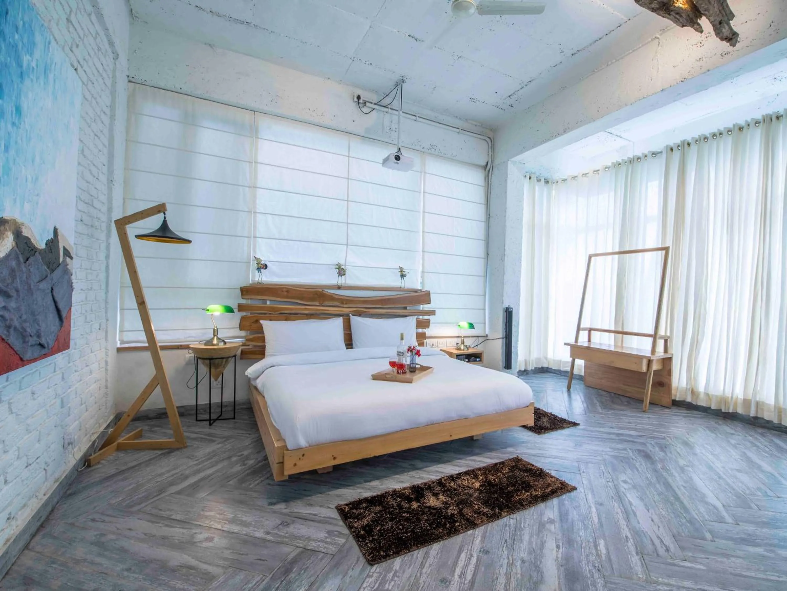 Photo of the whole room, Bed in Seclude Ramgarh Cliff's edge