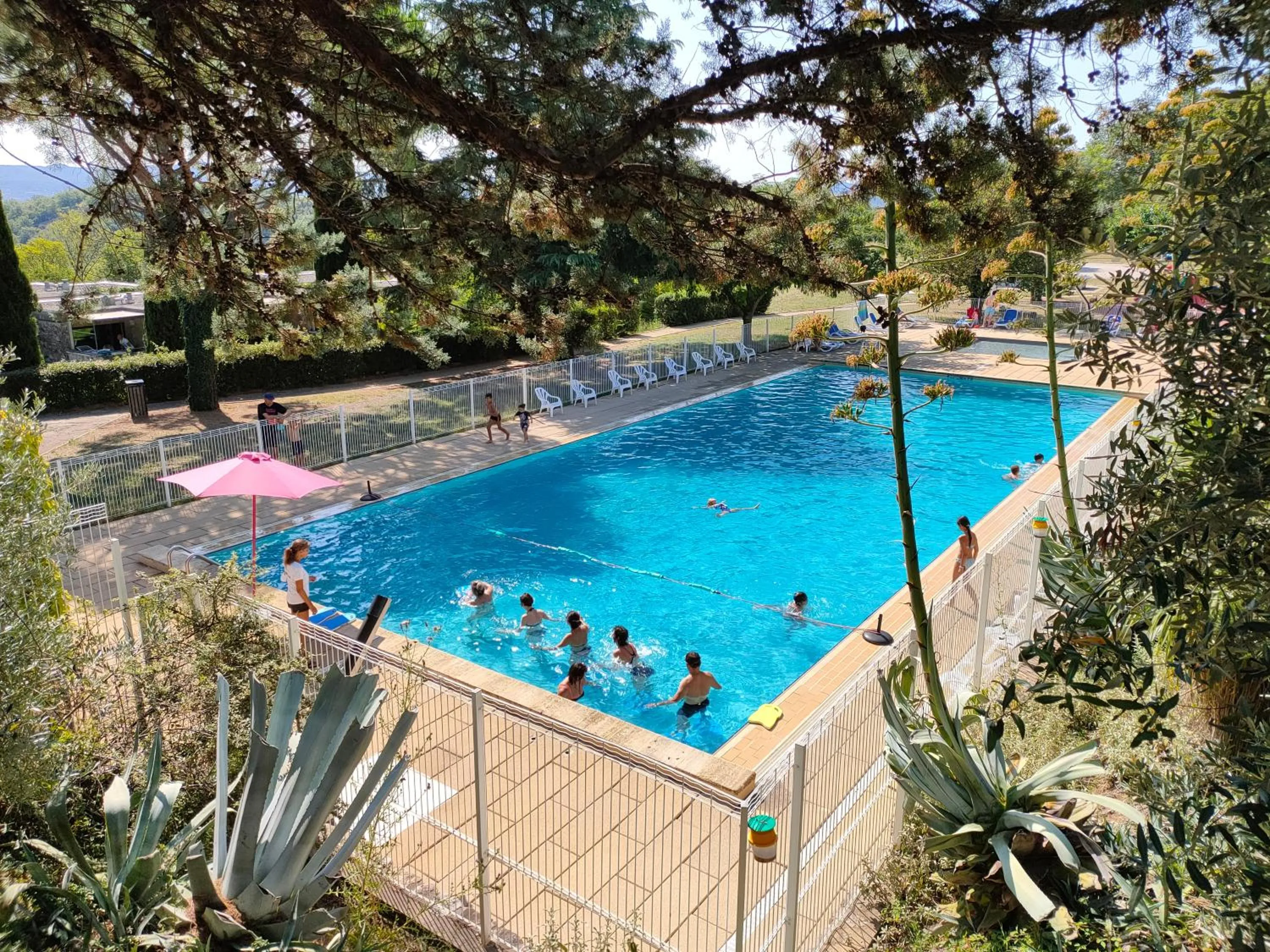 Swimming pool in Residence Vacances Bleues Lou Castel