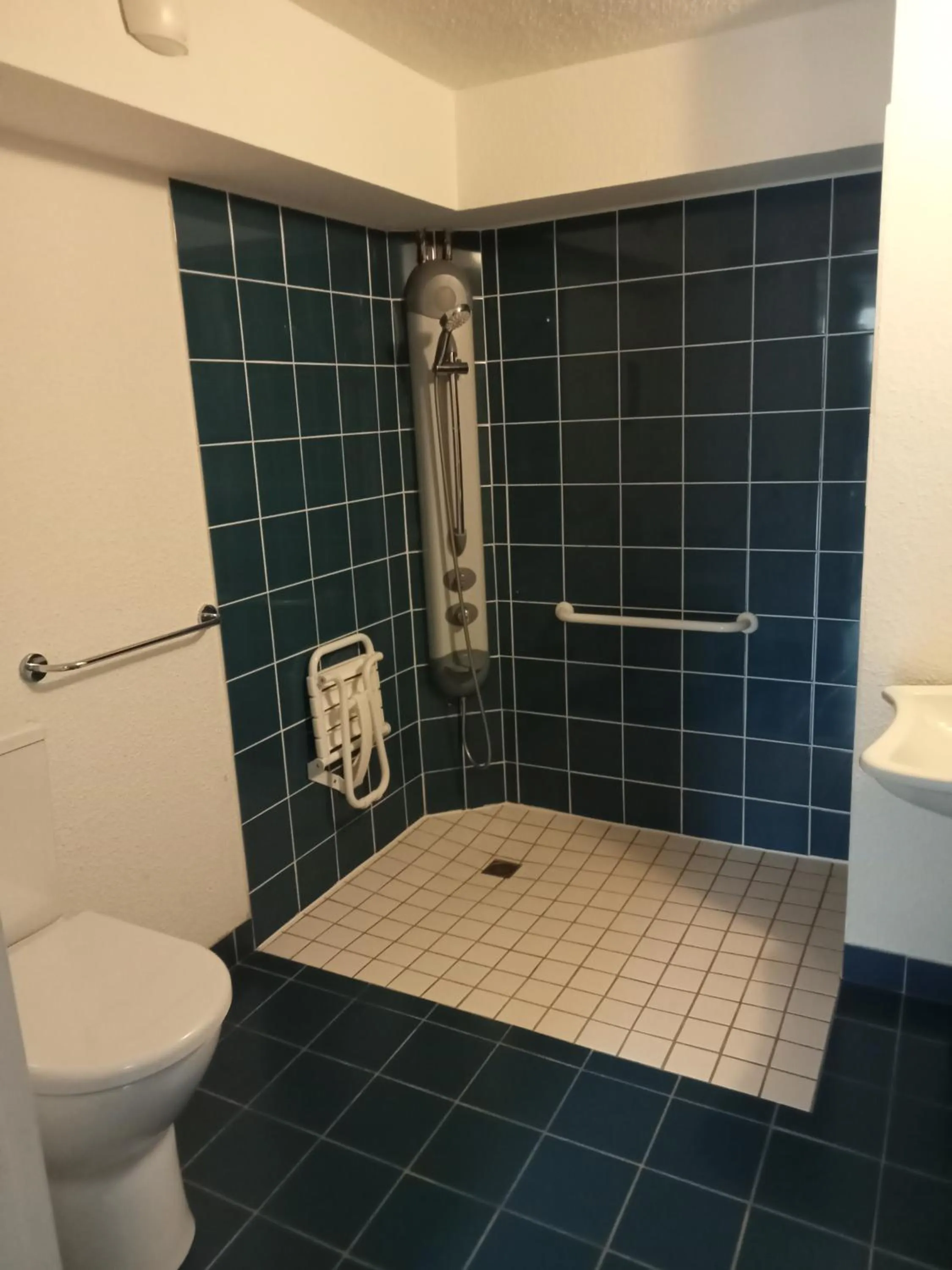 Bathroom in Residence Vacances Bleues Lou Castel