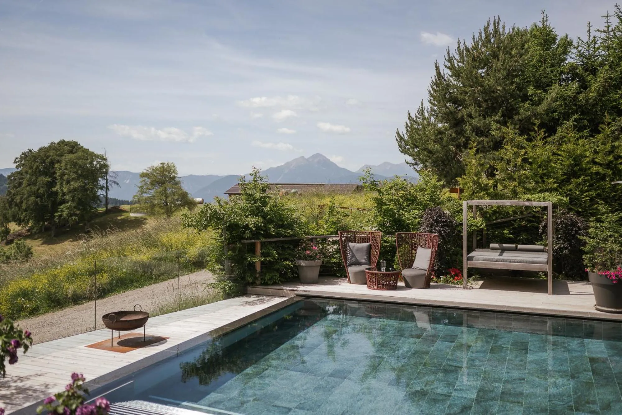 Swimming pool in Hotel Hirzer 2781