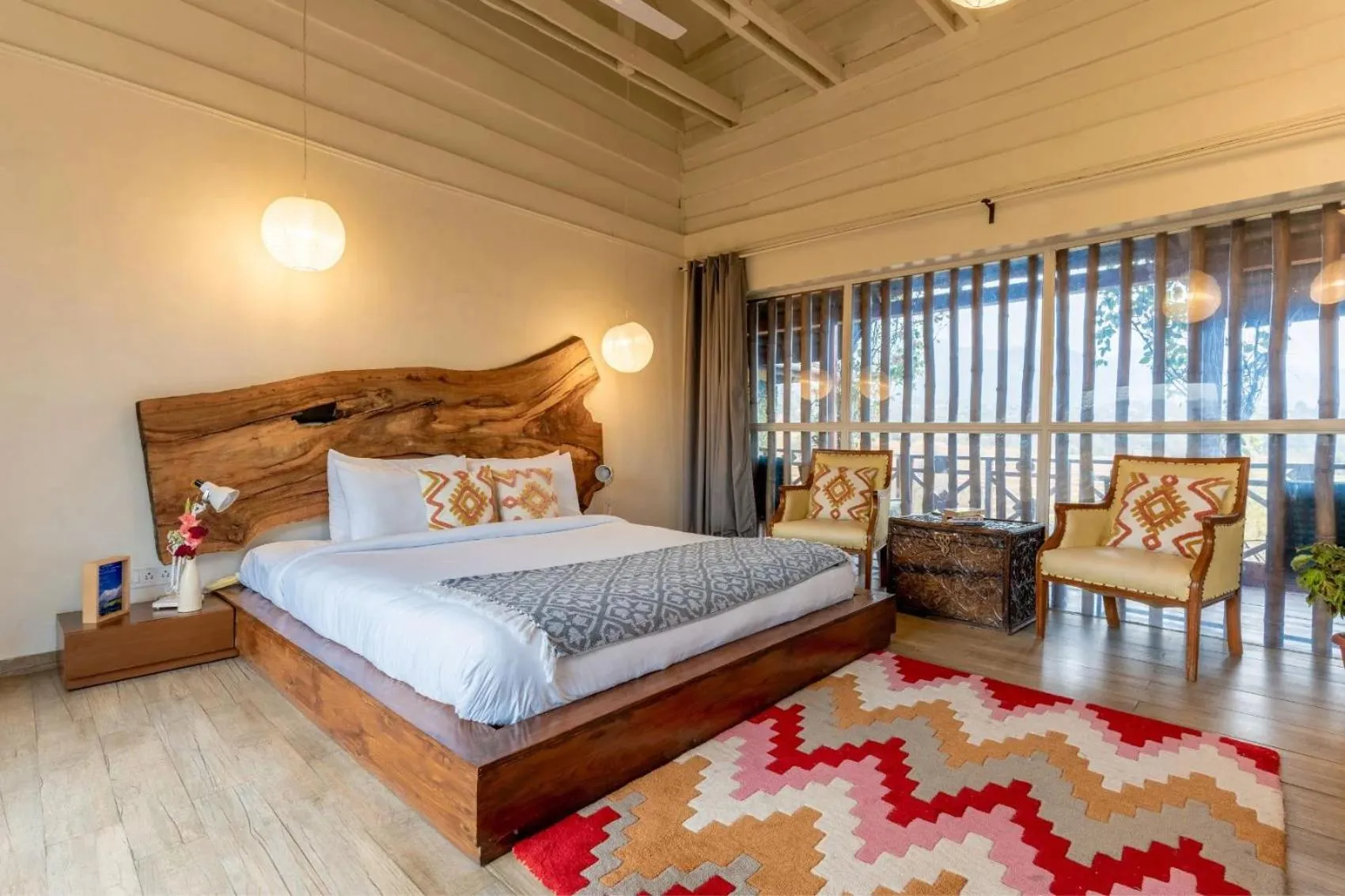 Bedroom, Bed in Seclude Palampur