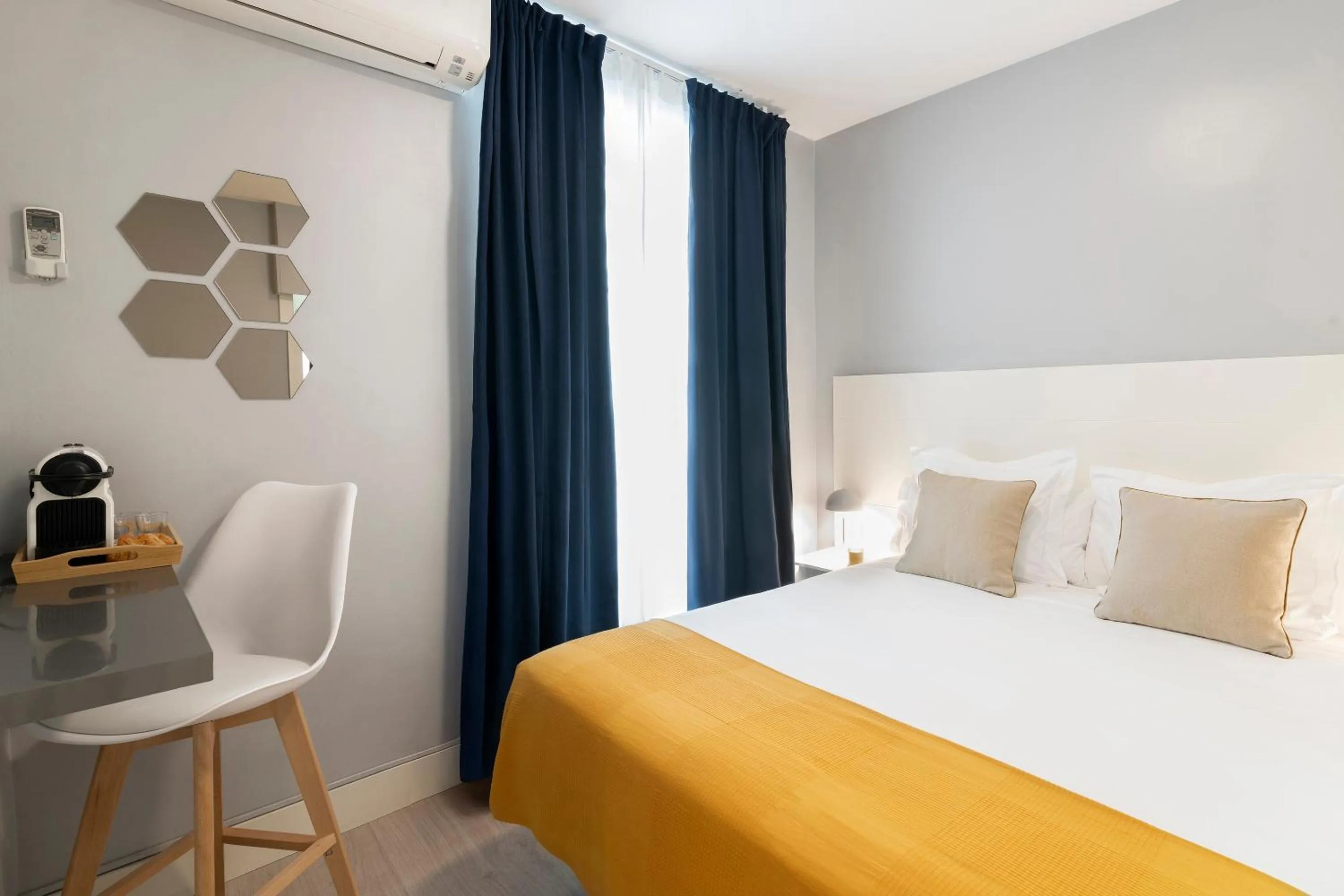 Bed in 8Rooms Madrid