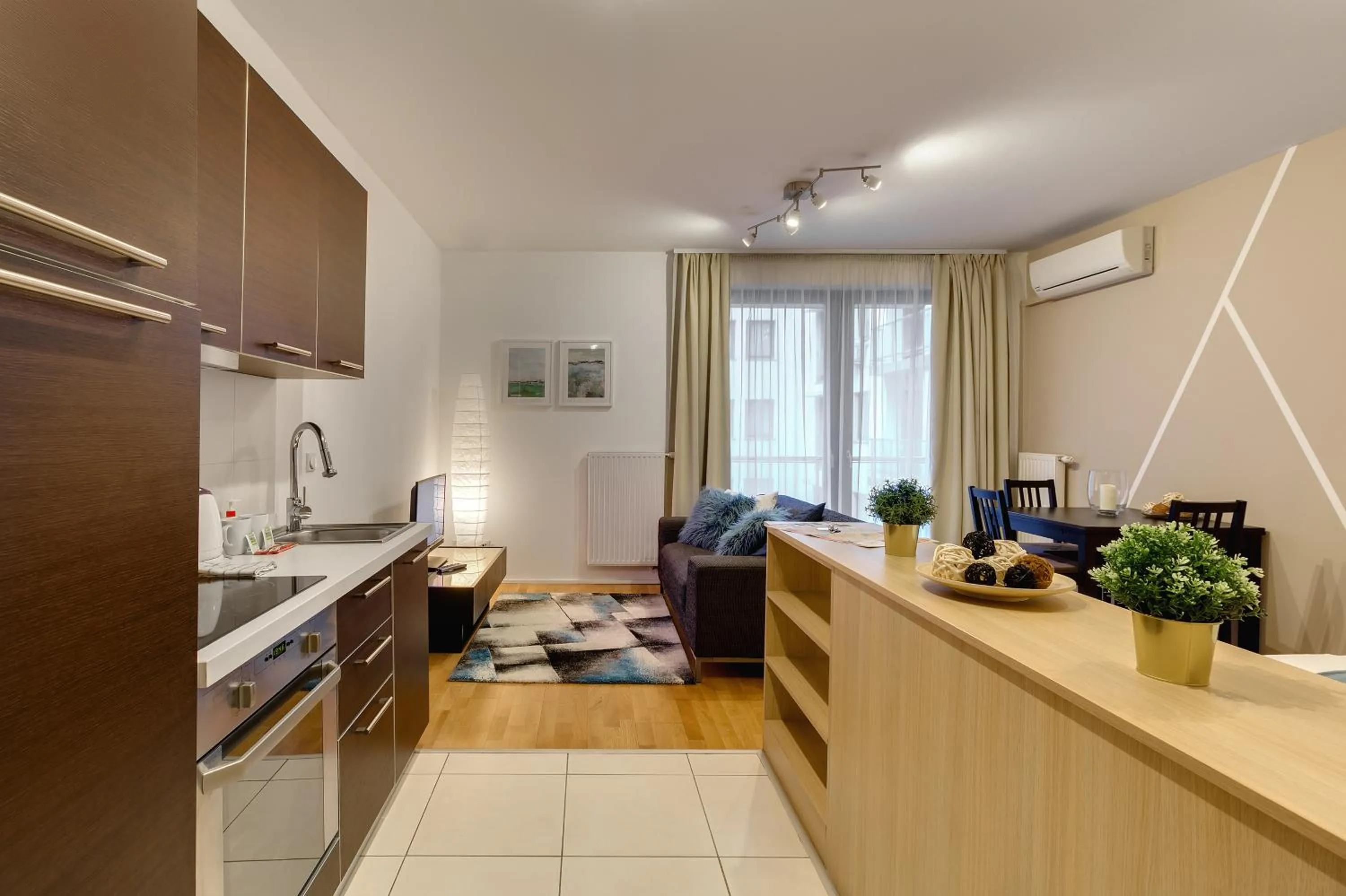 Quality Point Apartments 0-24 reception