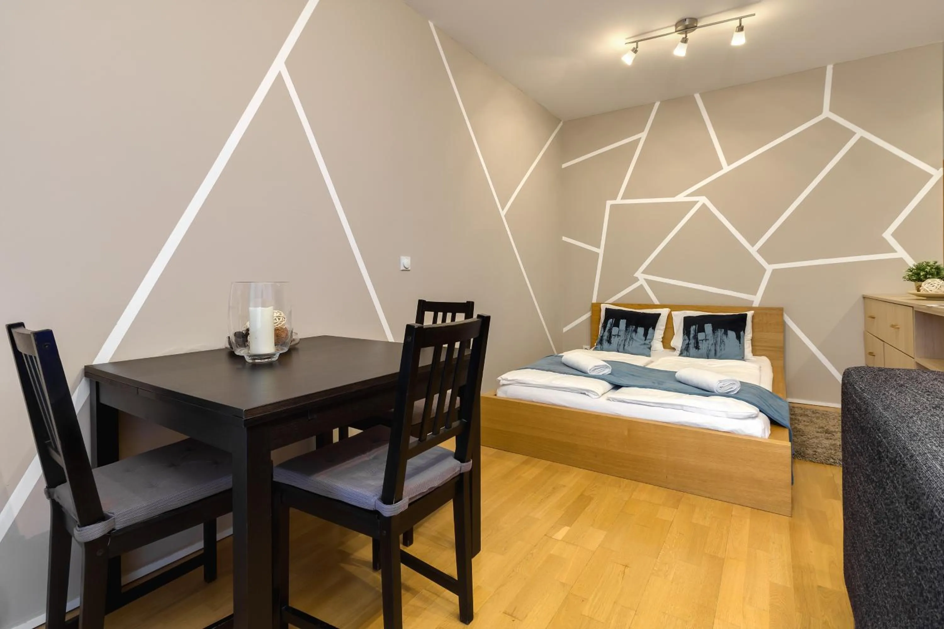 Bed in Quality Point Apartments 0-24 reception