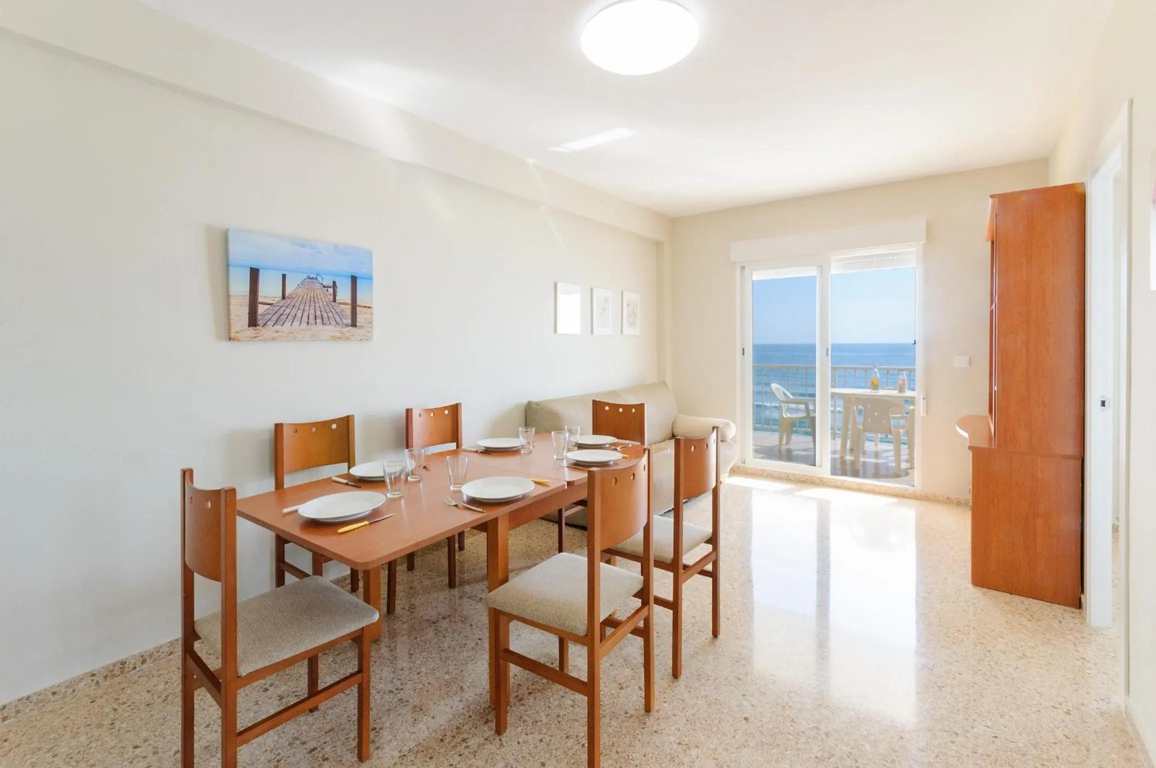 Dining area in Turia