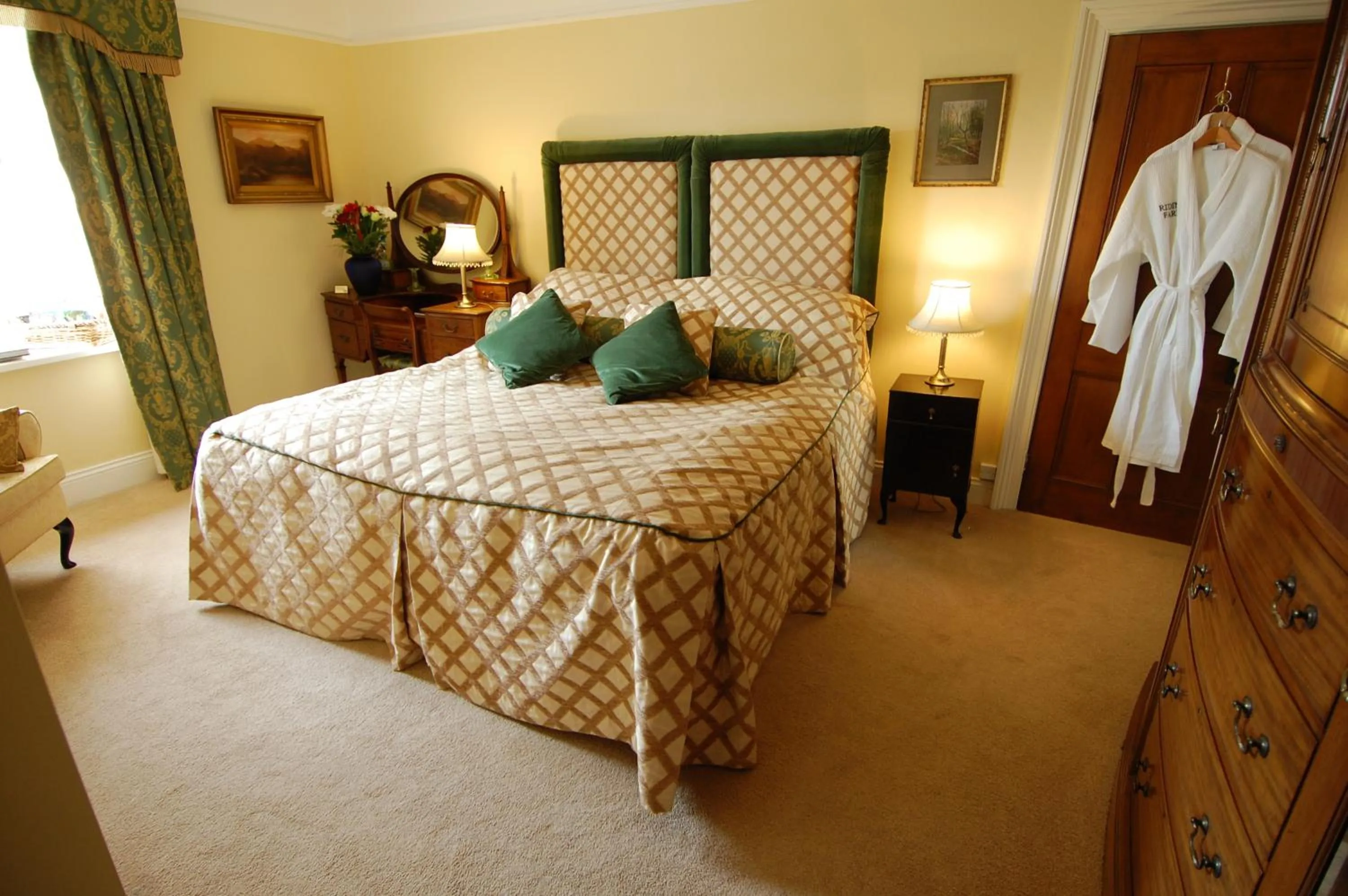 Toilet, Bed in Riding Farm