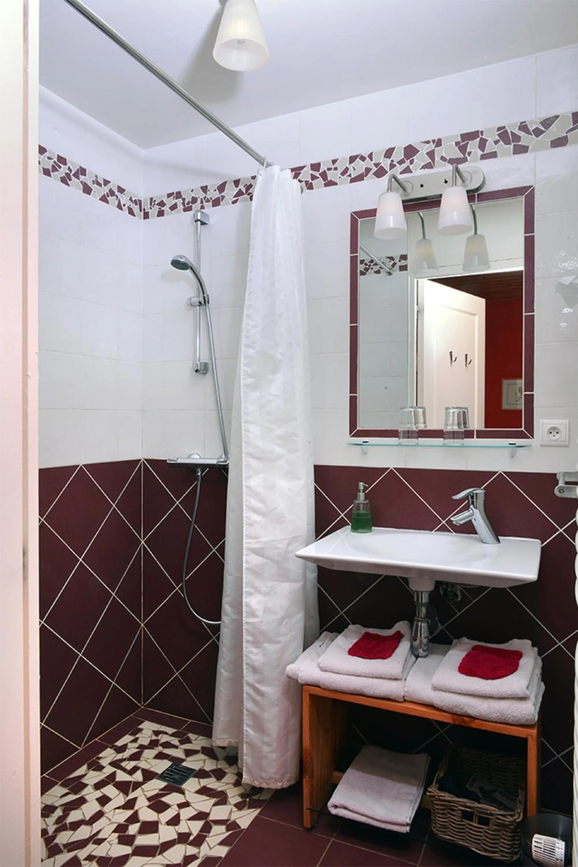 Bathroom in Lac De Malaguet