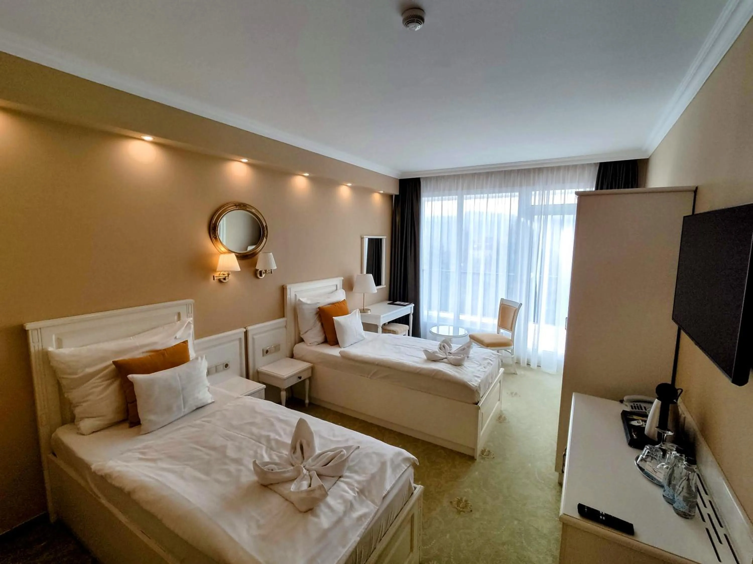 Twin Room with Balcony - single occupancy in Calimbra Wellness Hotel Superior