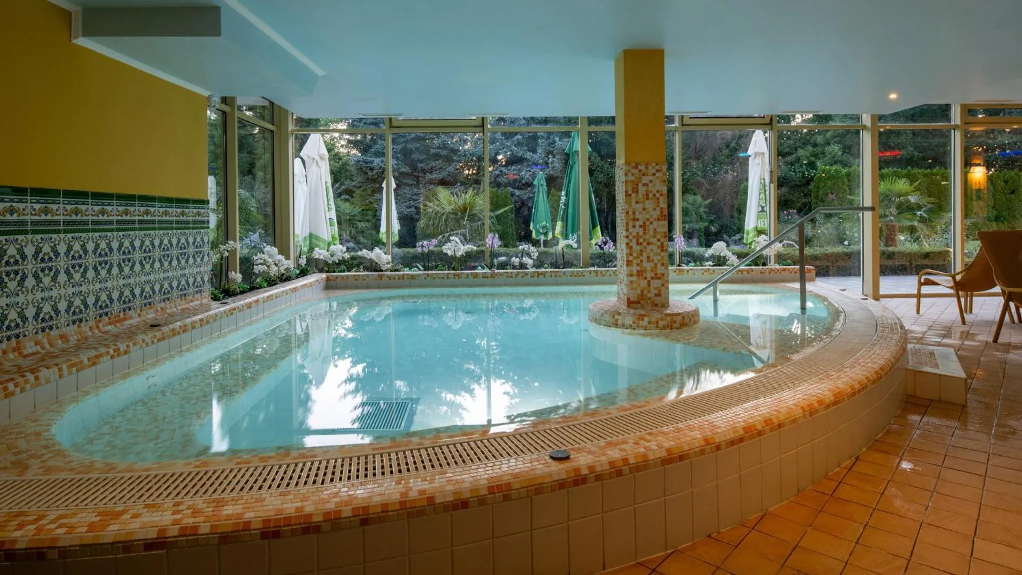 Hot Tub in Calimbra Wellness Hotel Superior