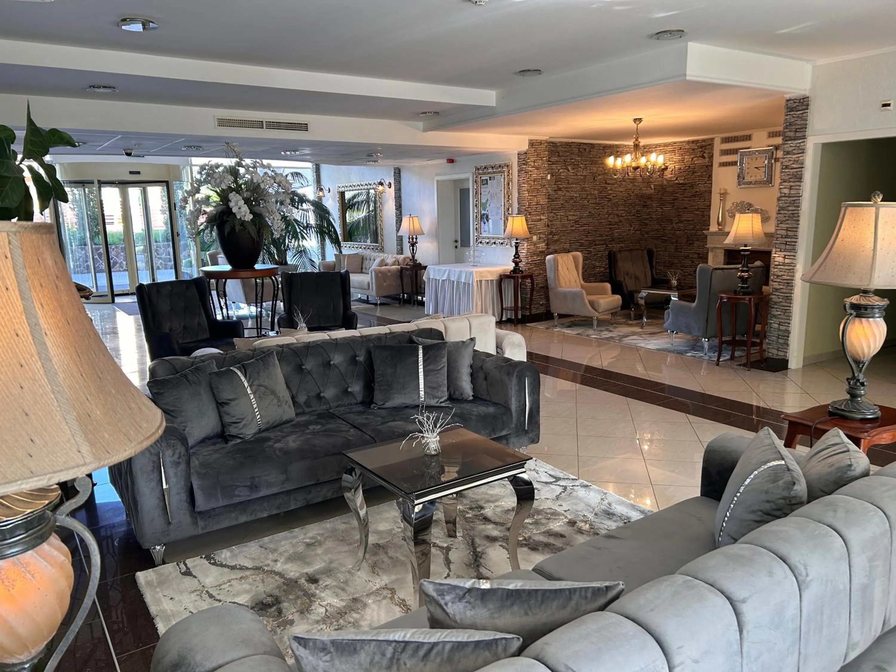 Lobby or reception in Calimbra Wellness Hotel Superior