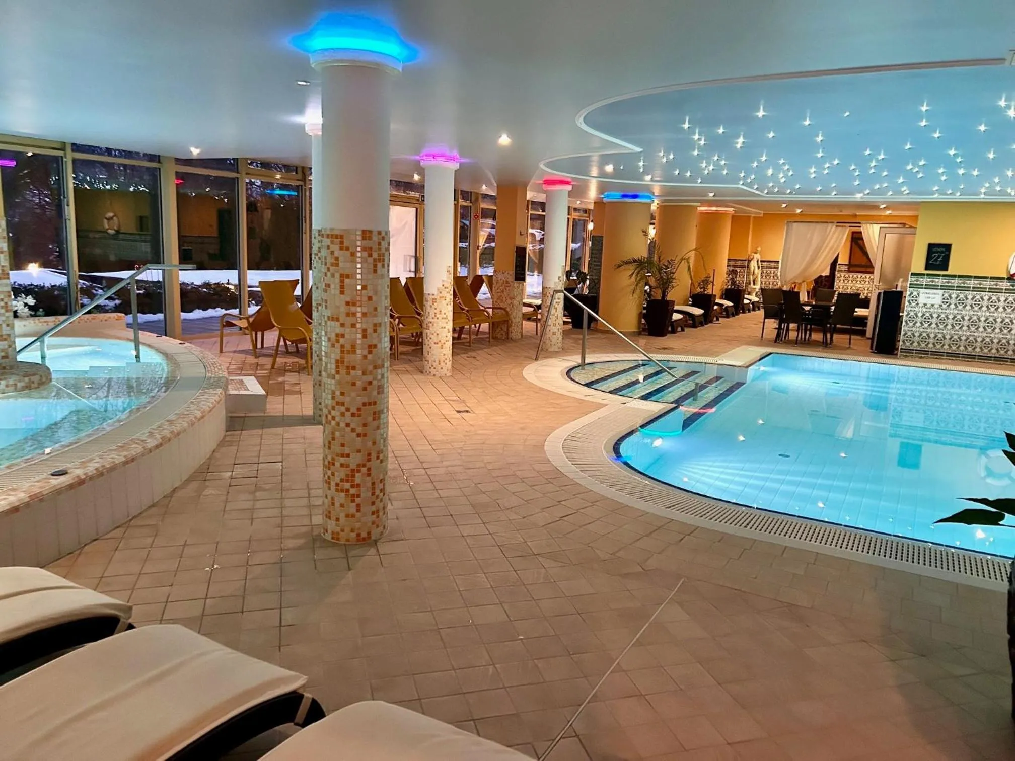 Swimming pool in Calimbra Wellness Hotel Superior