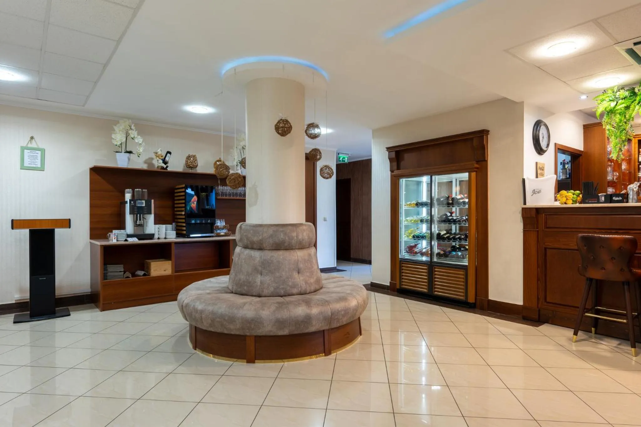 Lounge or bar in Calimbra Wellness Hotel Superior