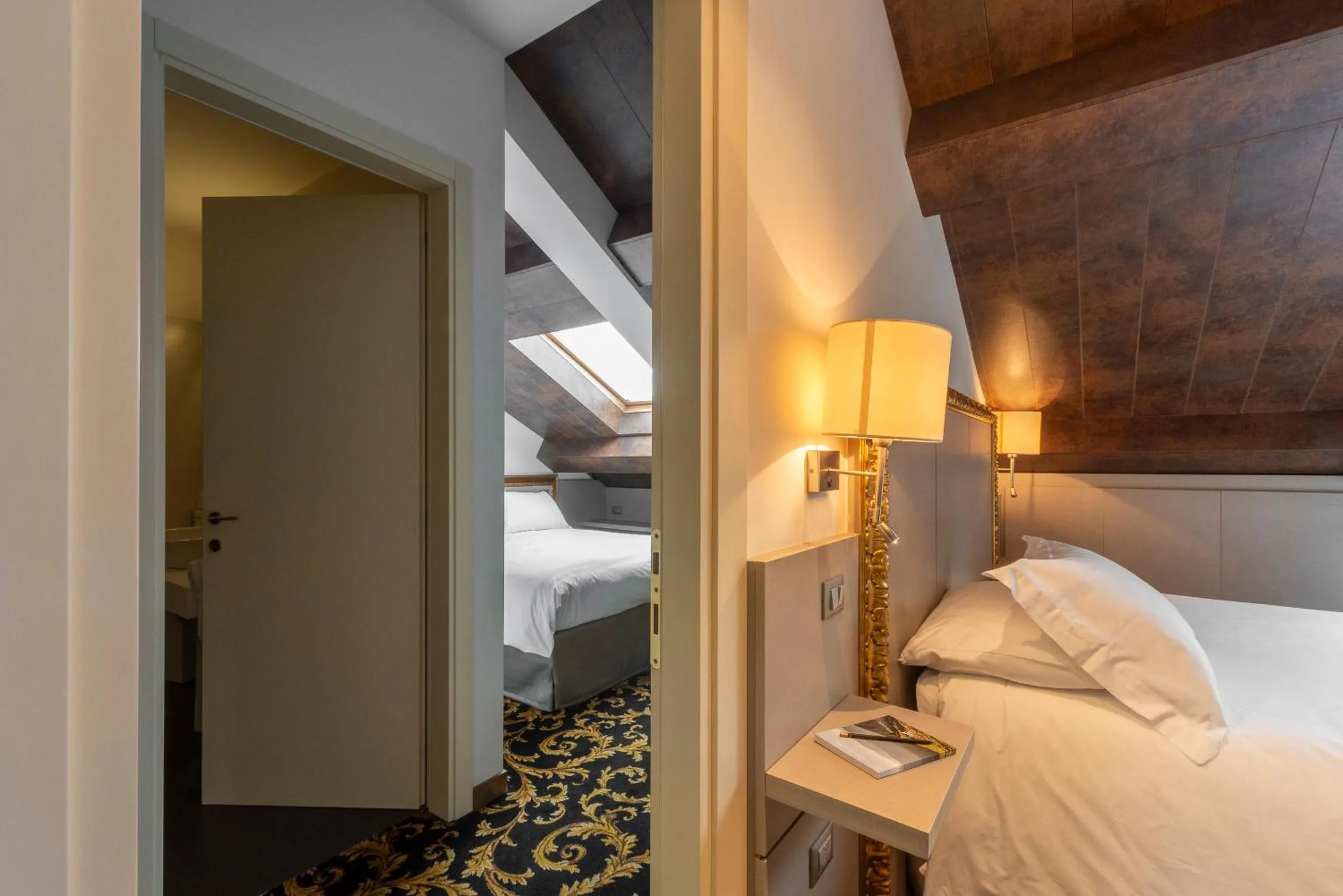 Bedroom, Bed in Hotel Doriguzzi