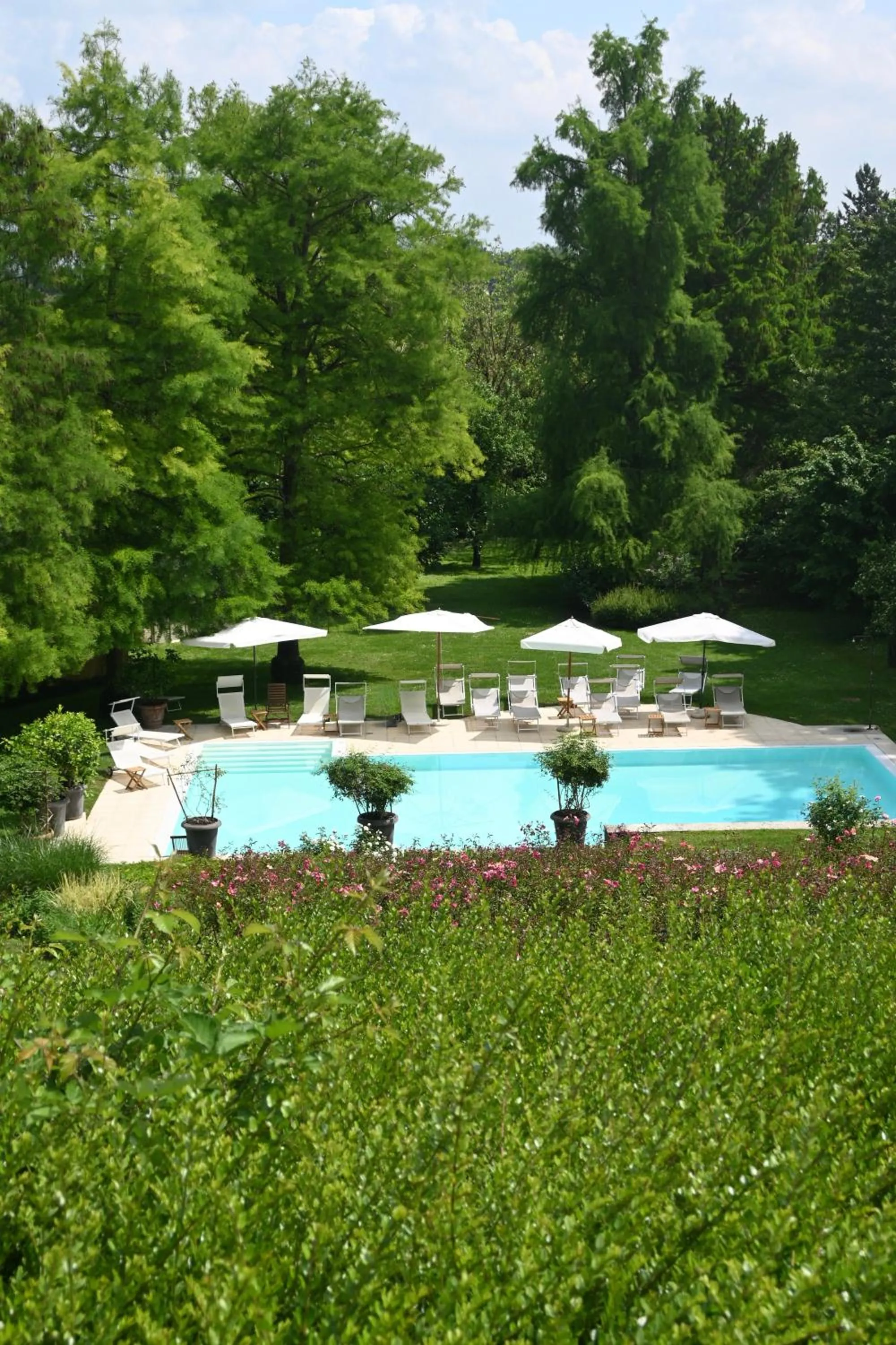 Swimming pool in Casino di Pragatto