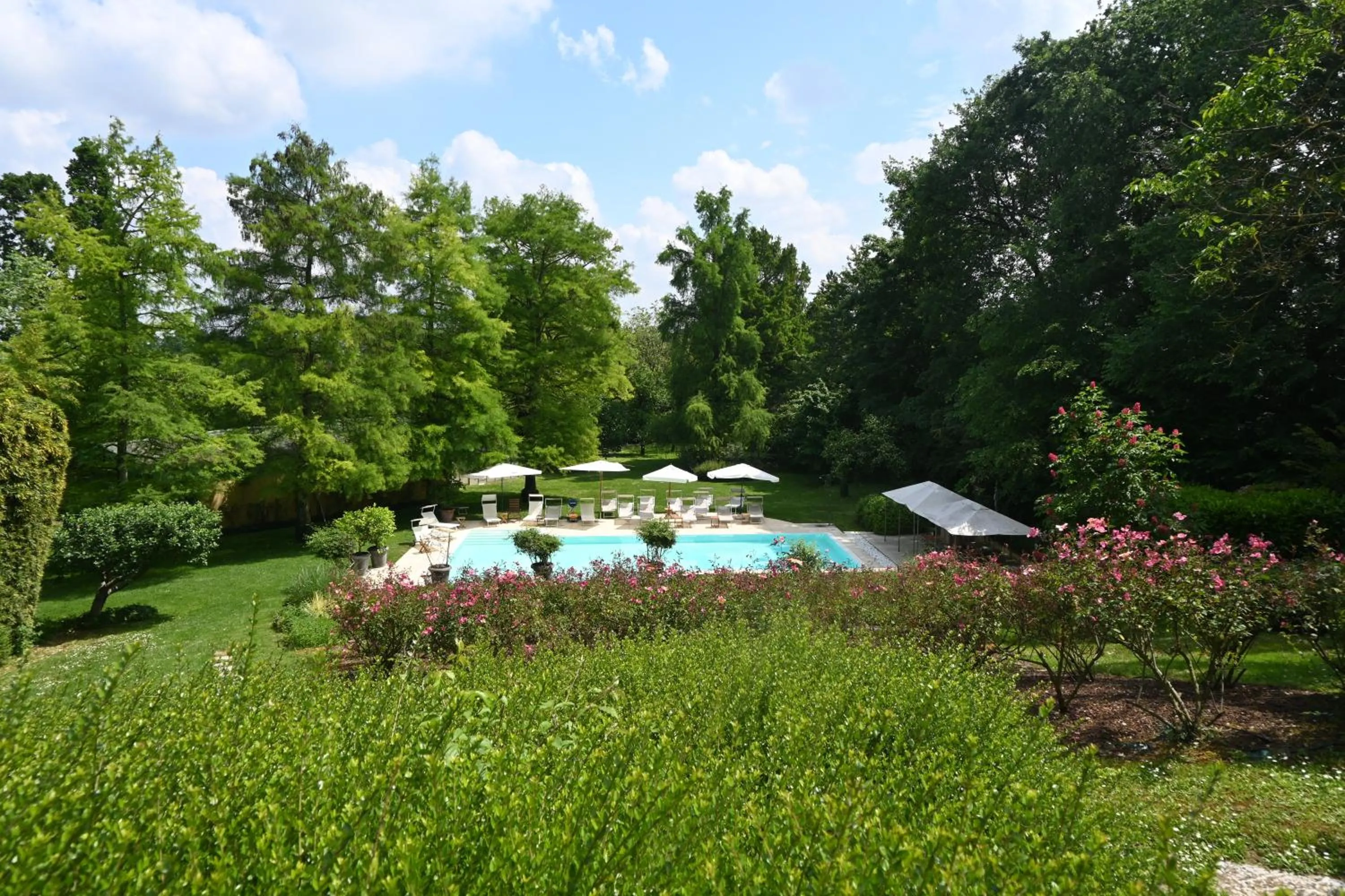 Swimming pool in Casino di Pragatto