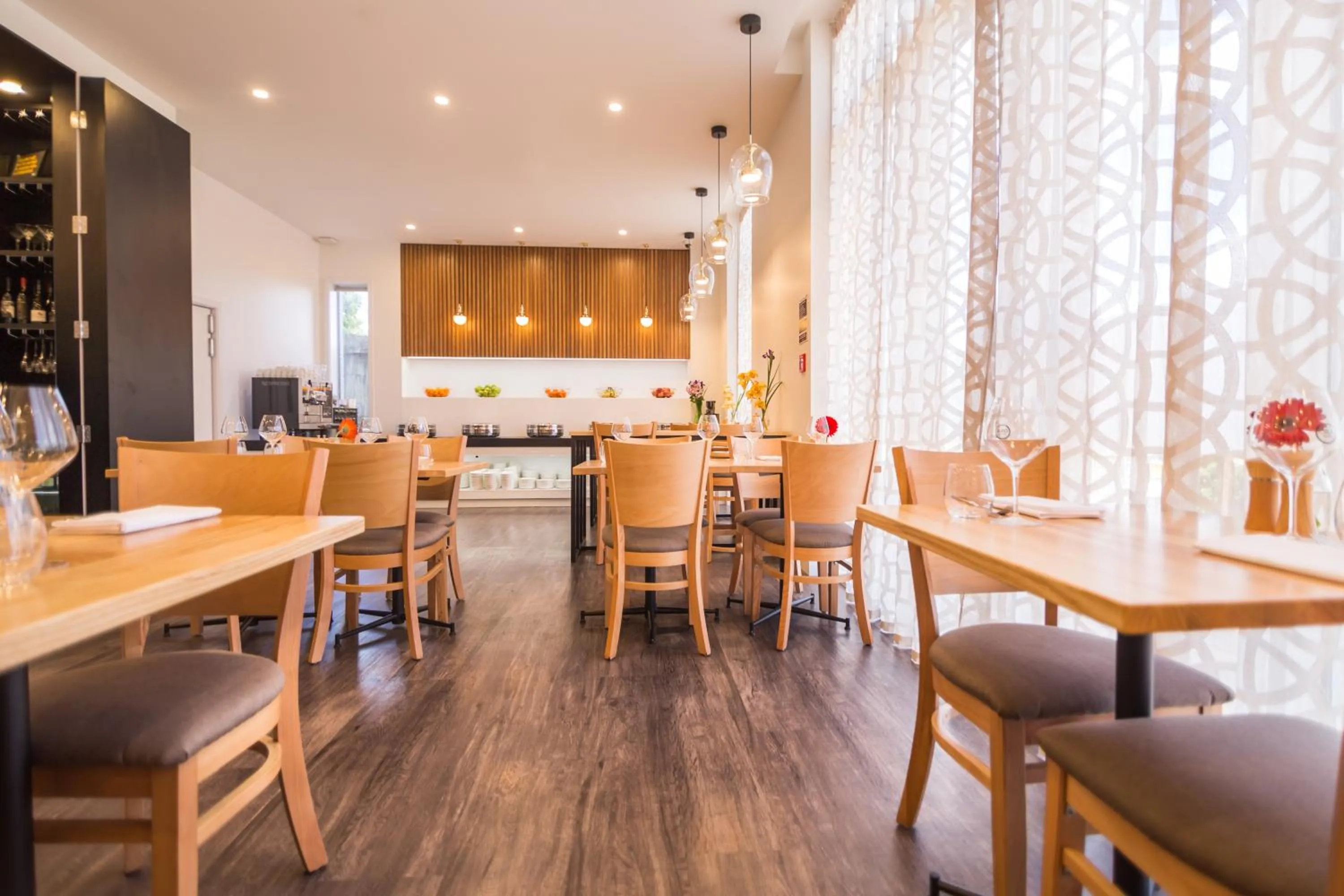 Restaurant/places to eat in The Sebel Auckland Manukau