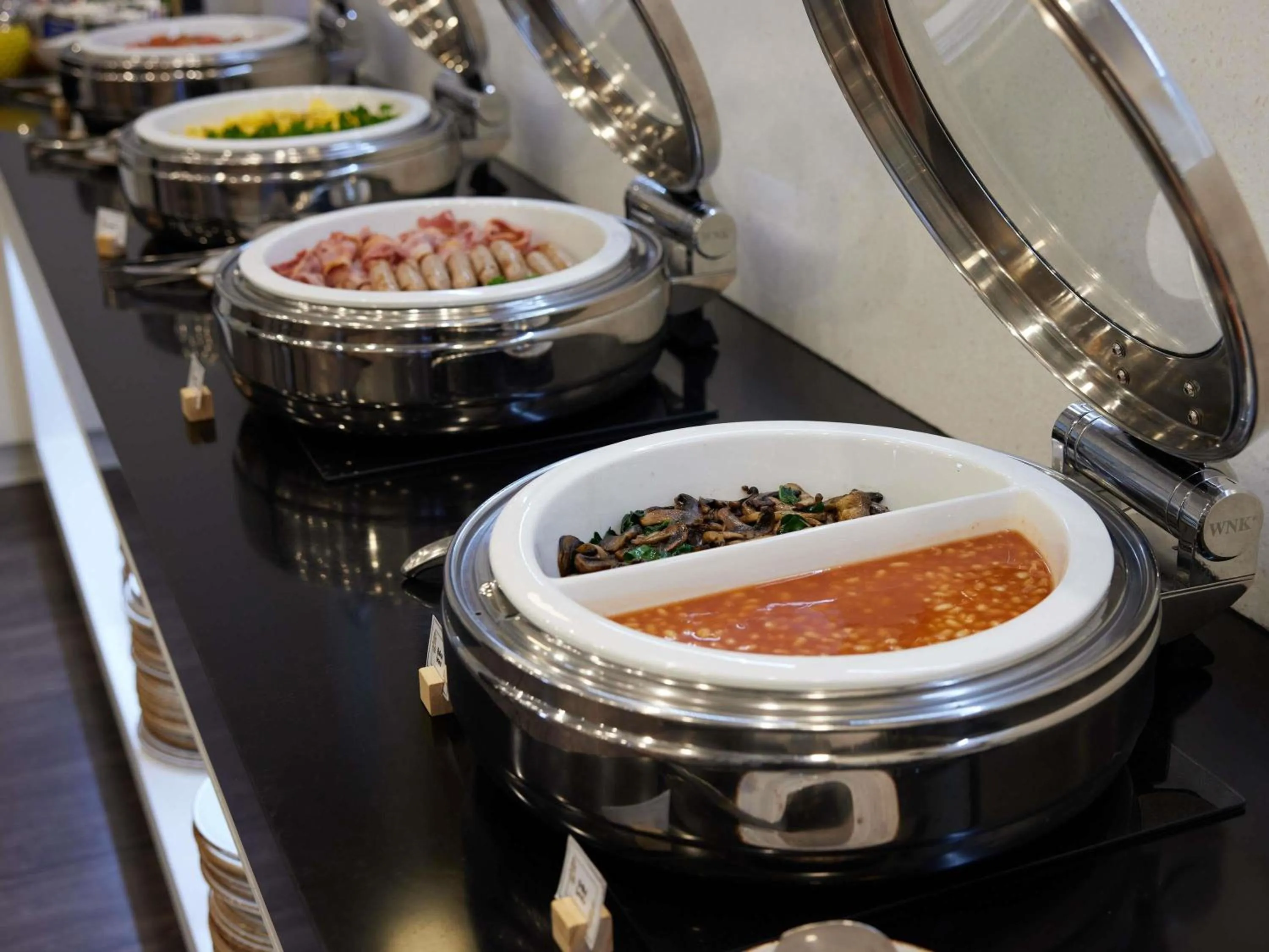 Breakfast in The Sebel Auckland Manukau