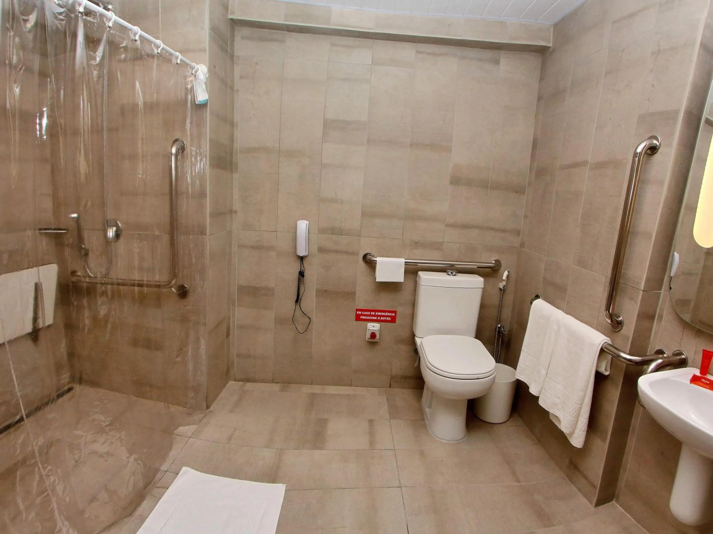 Bedroom in ibis Natal