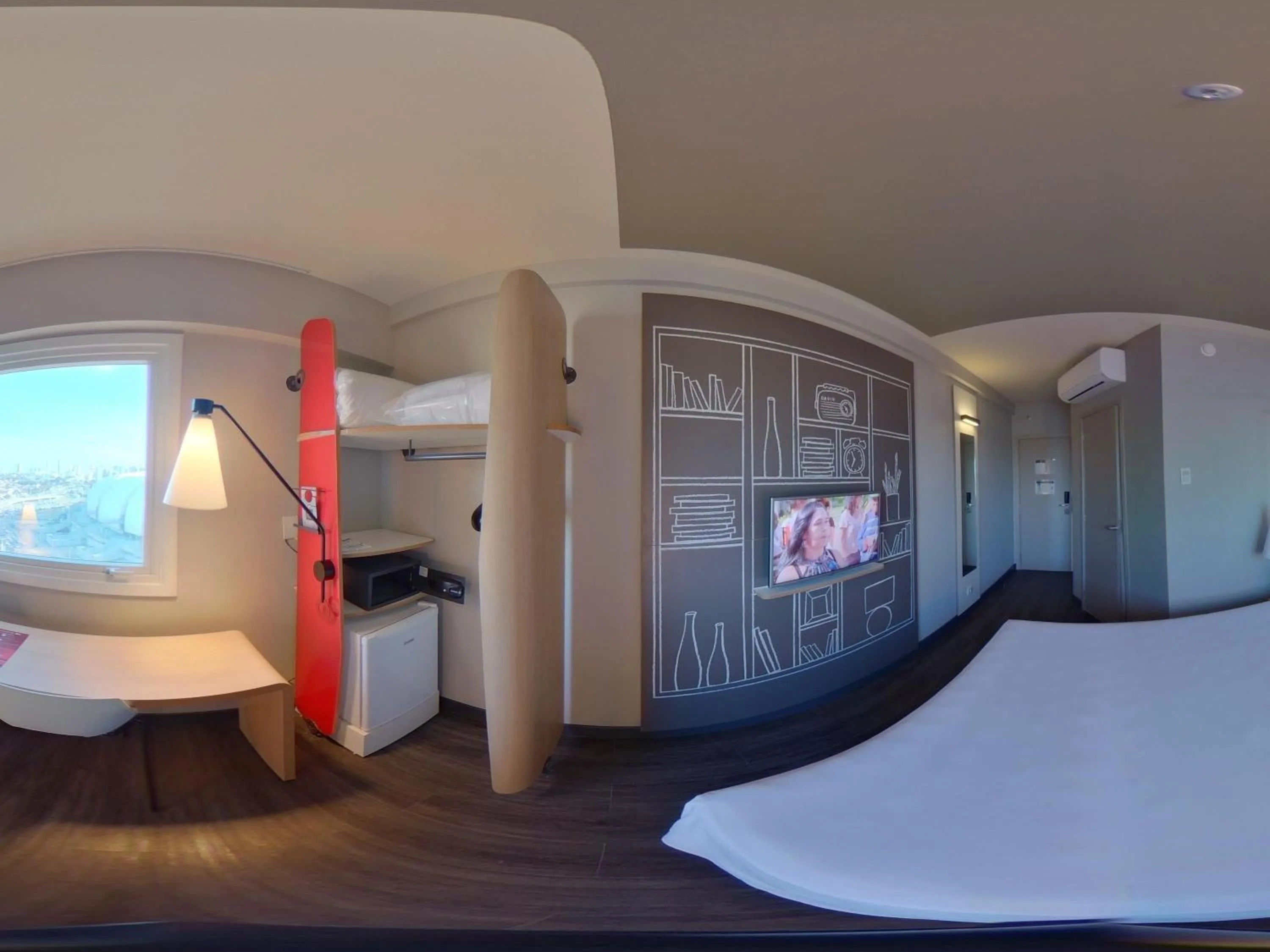 Bedroom, Bed in ibis Natal