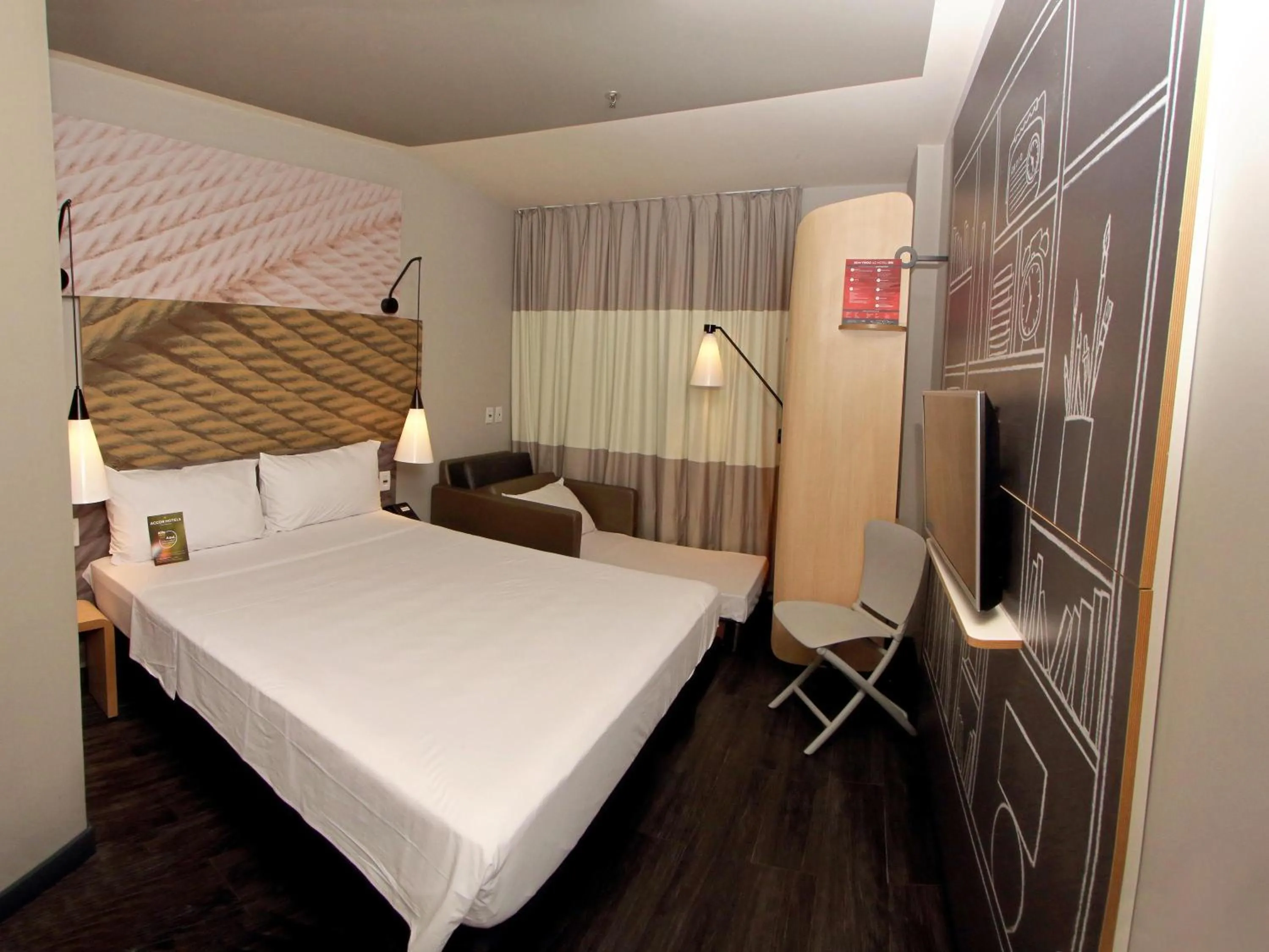 Bedroom, Bed in ibis Natal