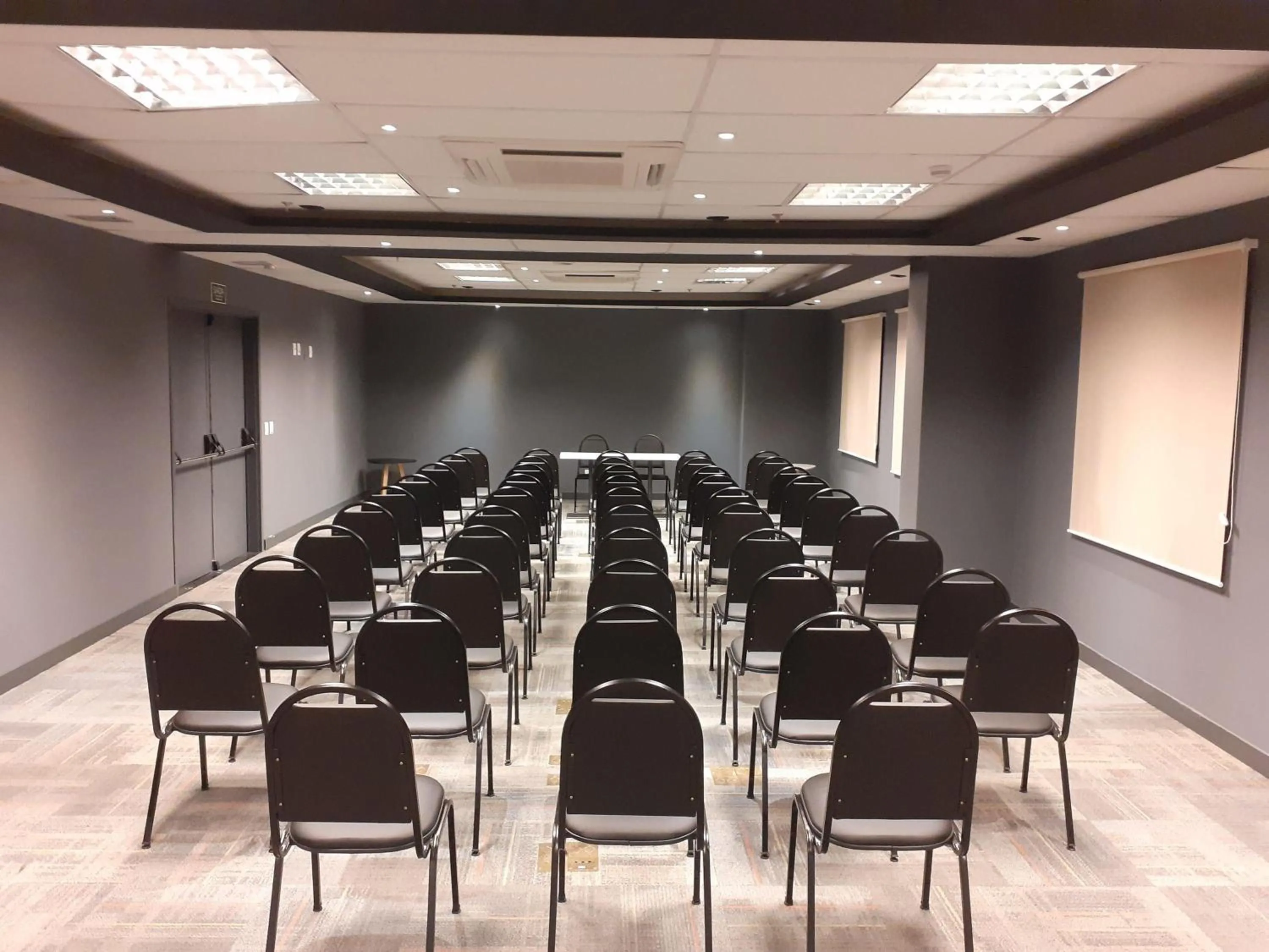 Meeting/conference room in ibis Natal
