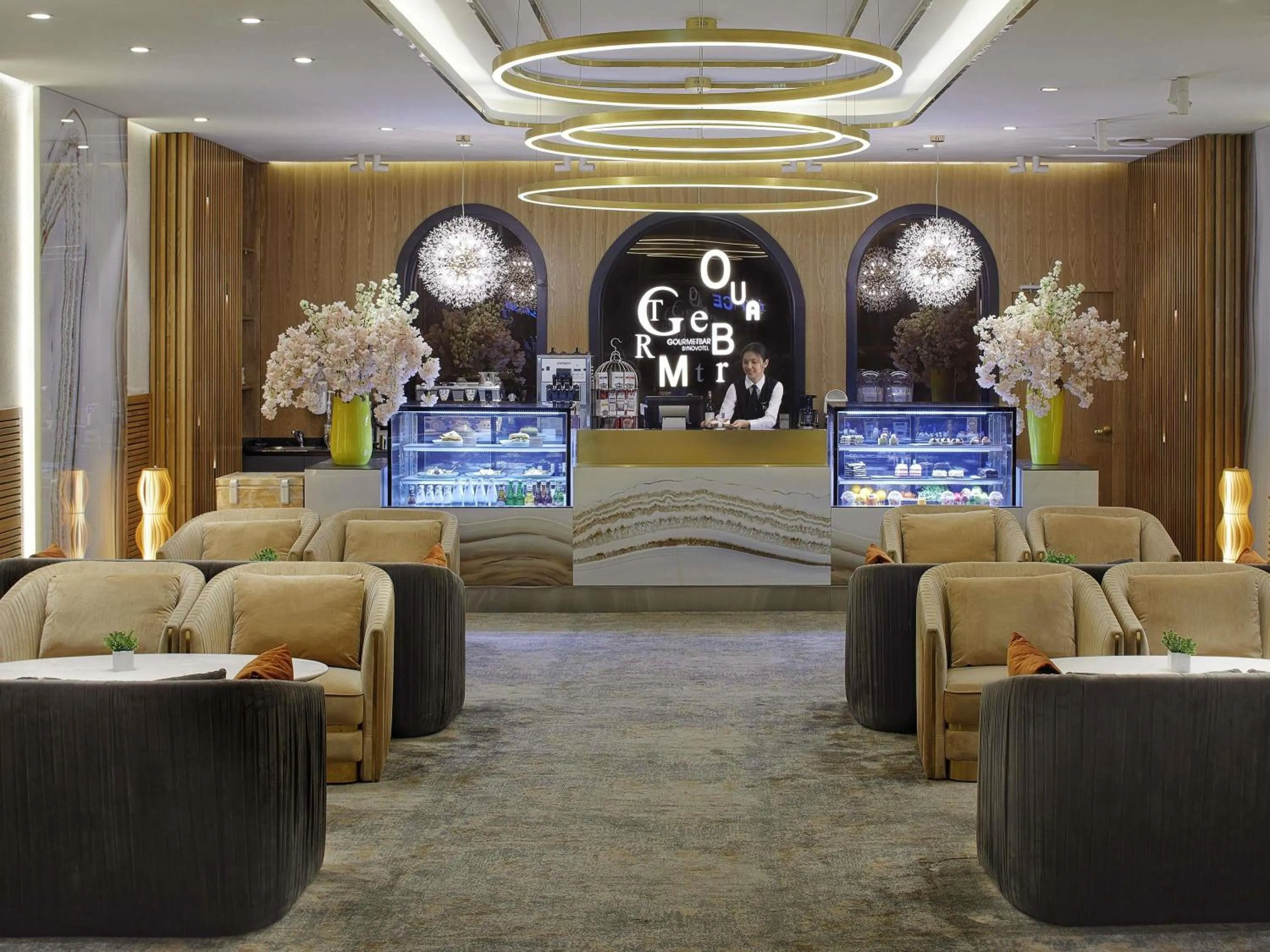 Lounge or bar in Novotel Ulaanbaatar