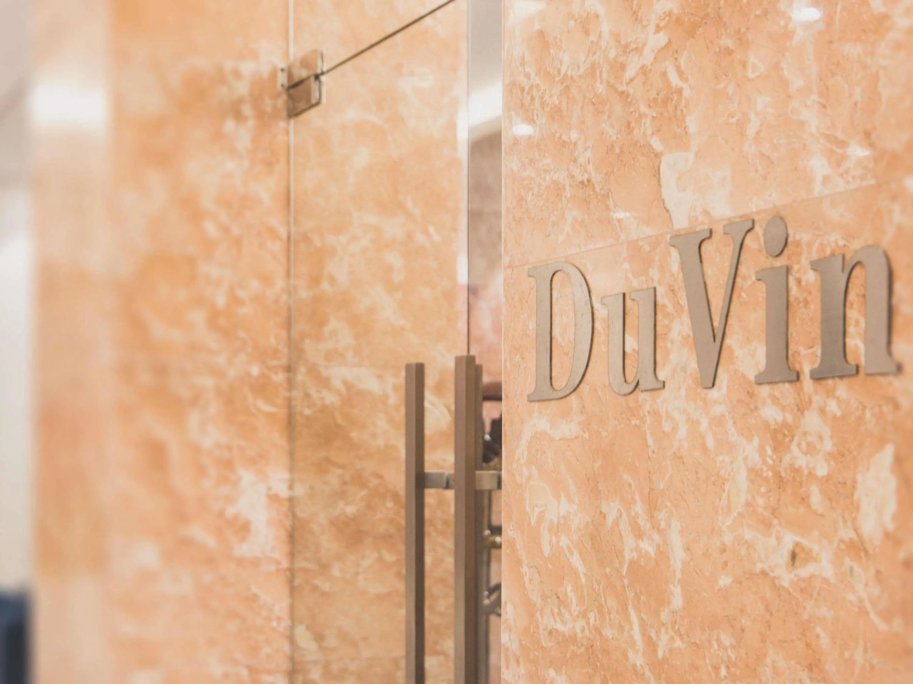 Lounge or bar in Novotel Ulaanbaatar