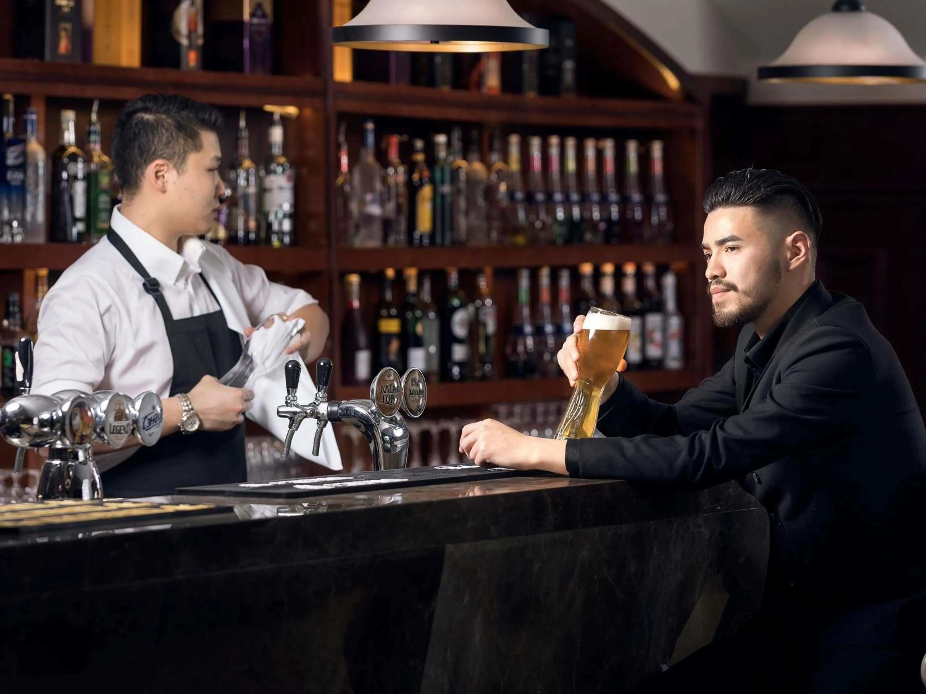 Lounge or bar in Novotel Ulaanbaatar