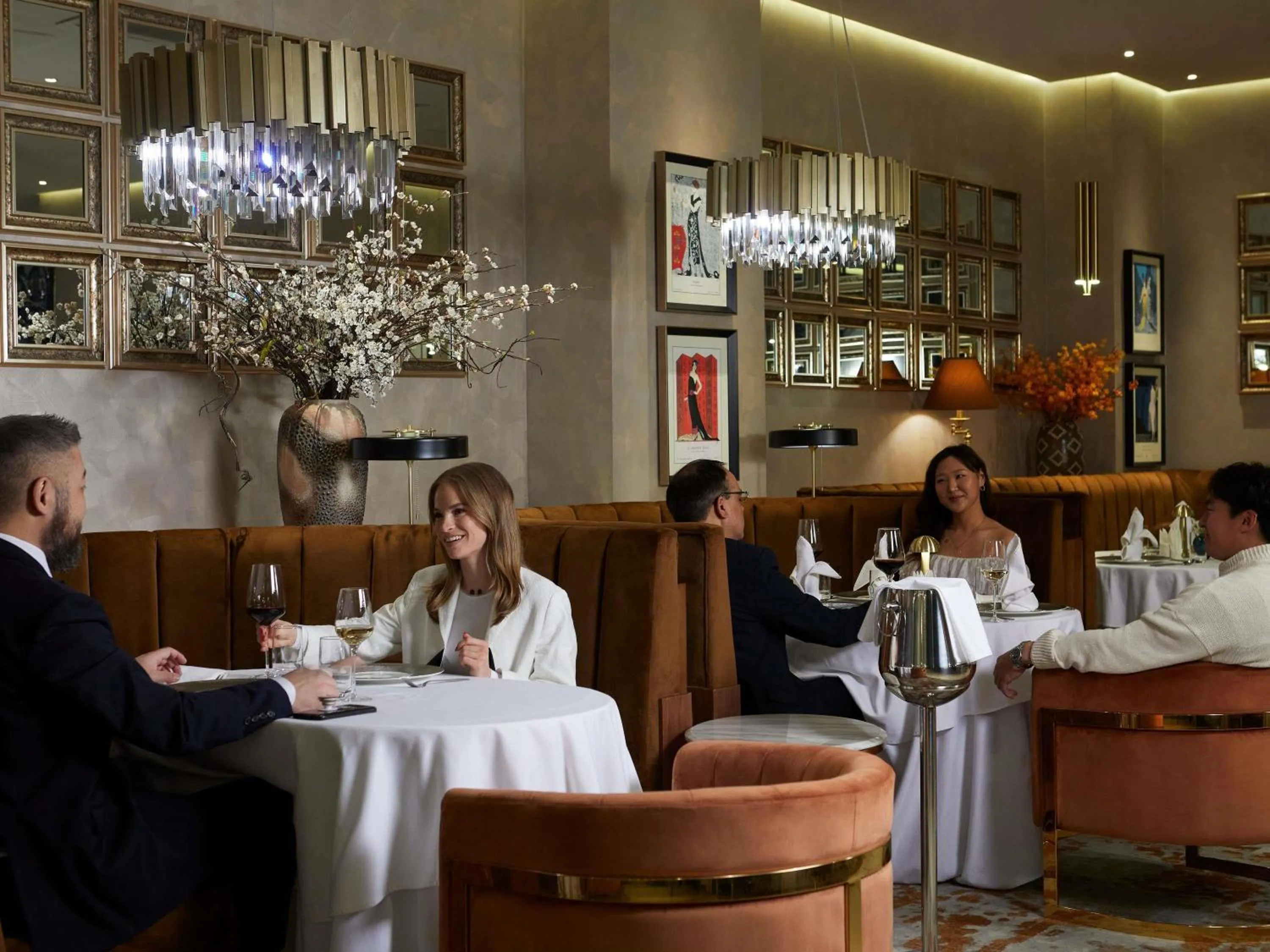 Lounge or bar in Novotel Ulaanbaatar