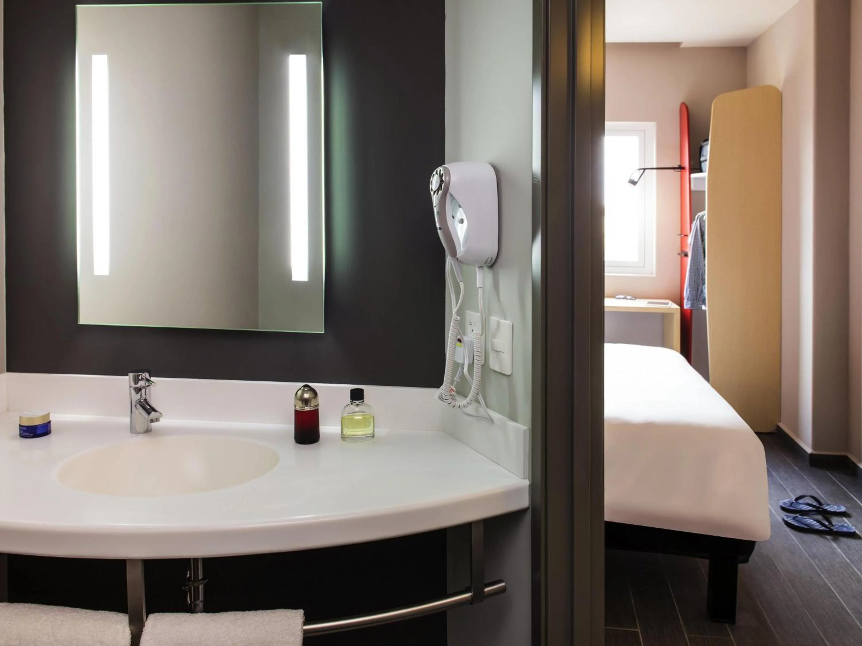 Bedroom, Bed in Ibis Mazatlan Marina