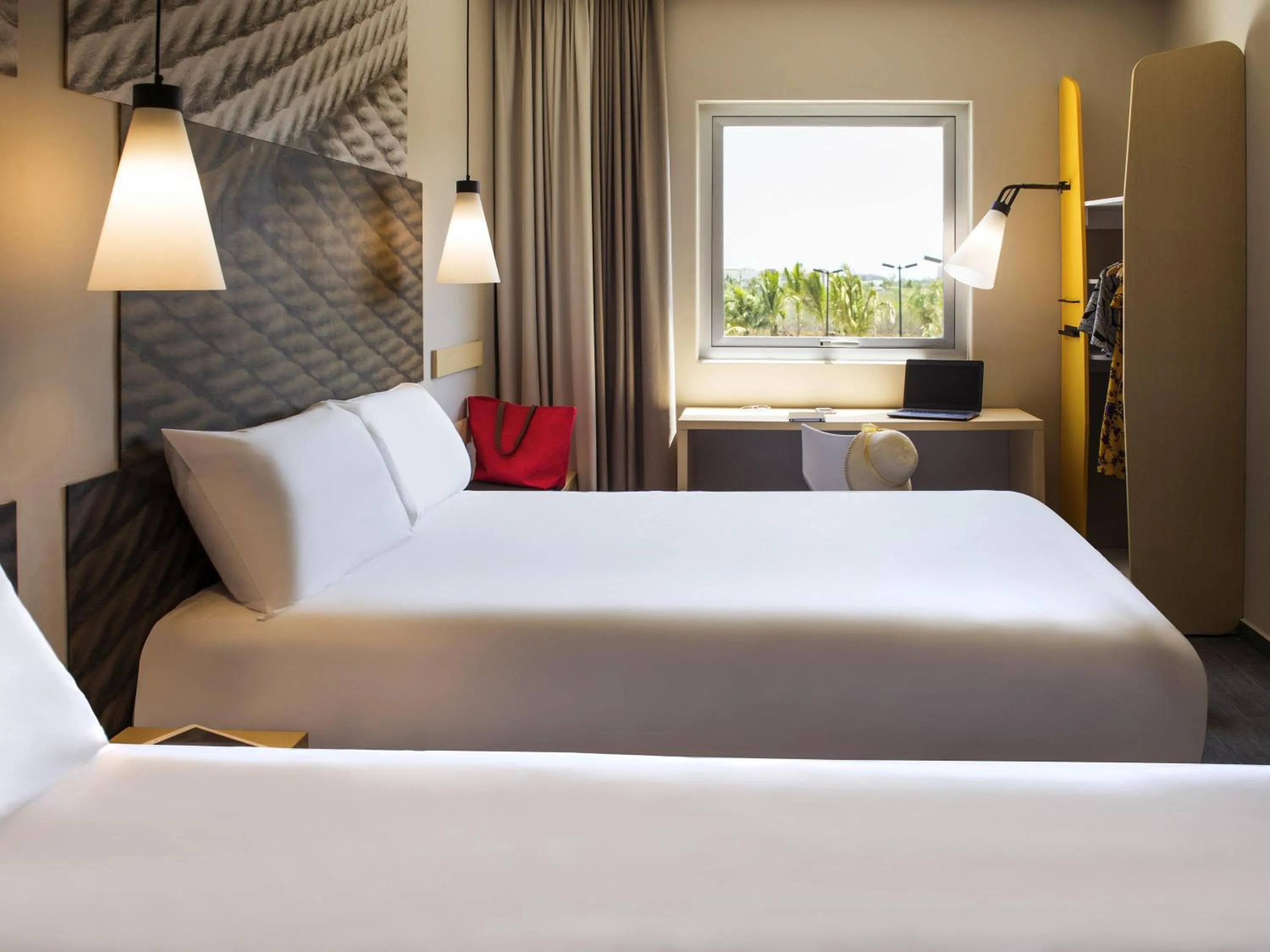 Bedroom, Bed in Ibis Mazatlan Marina