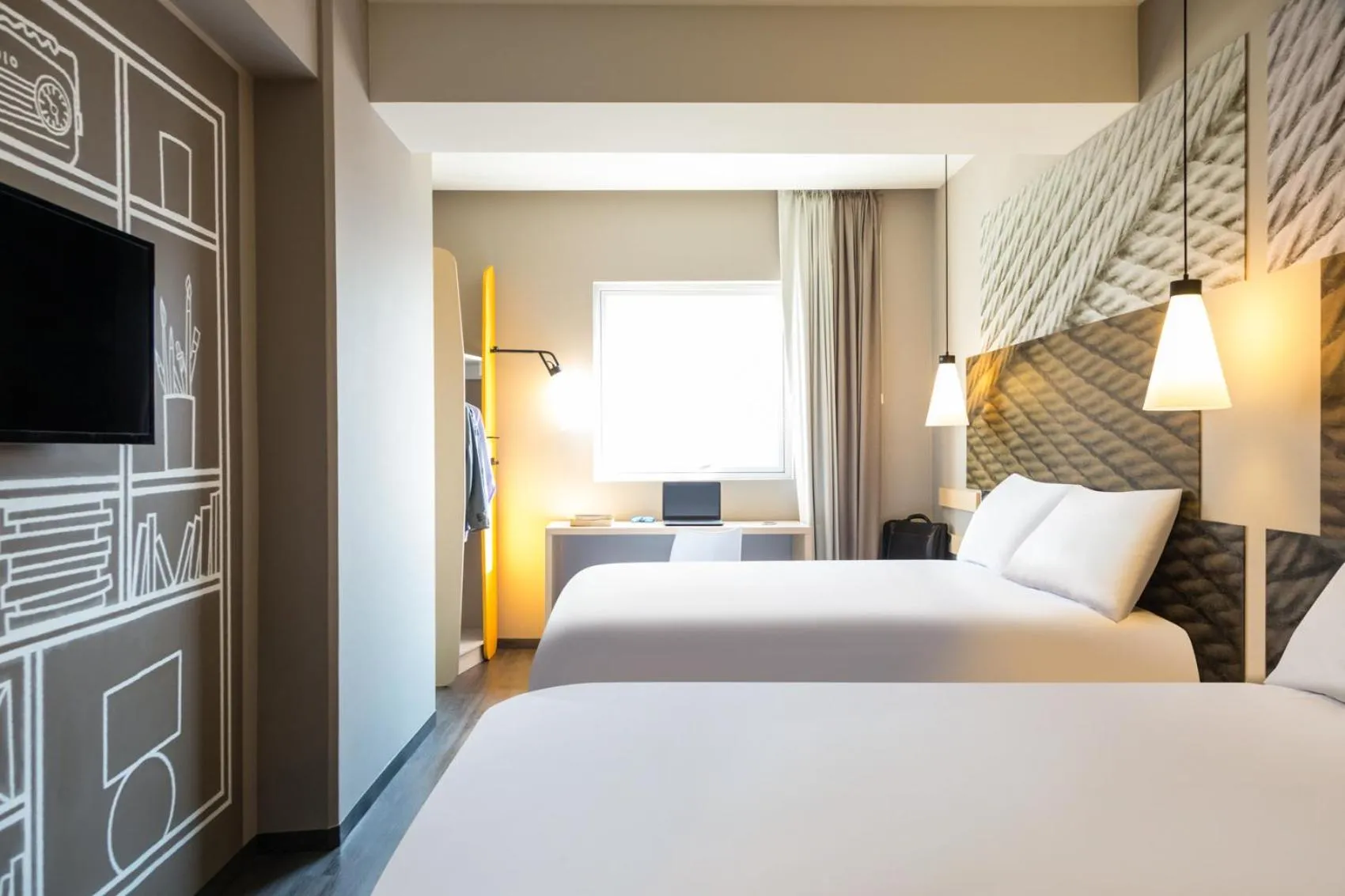 Bed in Ibis Mazatlan Marina