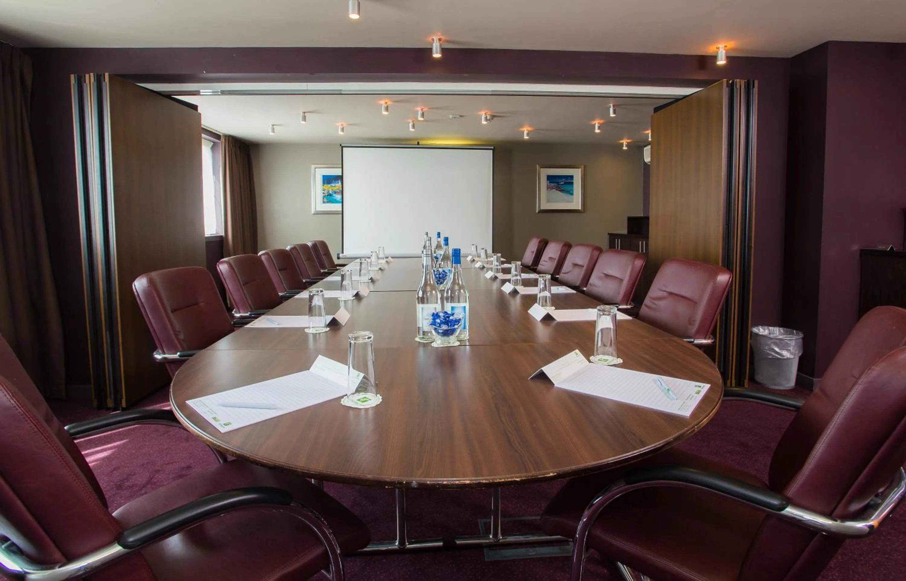 Meeting/conference room in Holiday Inn Aberdeen West by IHG