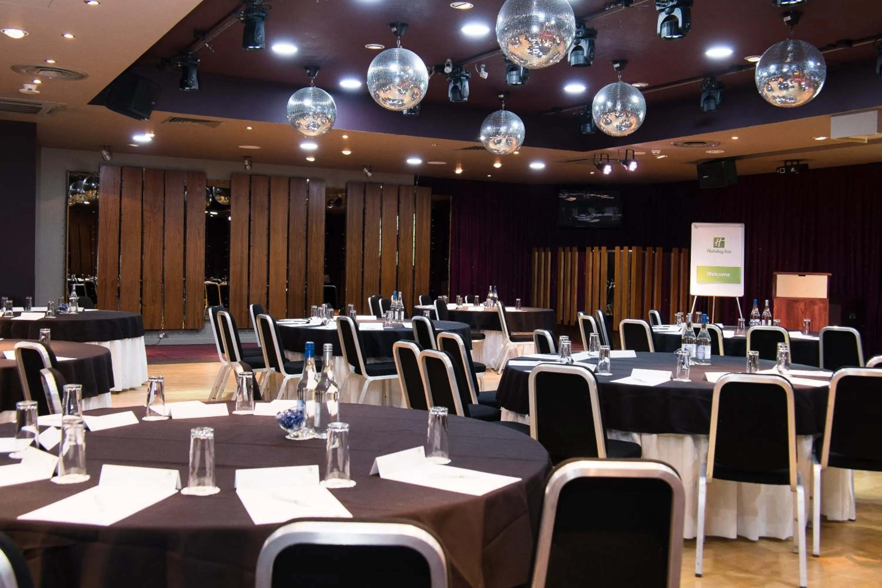 Meeting/conference room in Holiday Inn Aberdeen West by IHG
