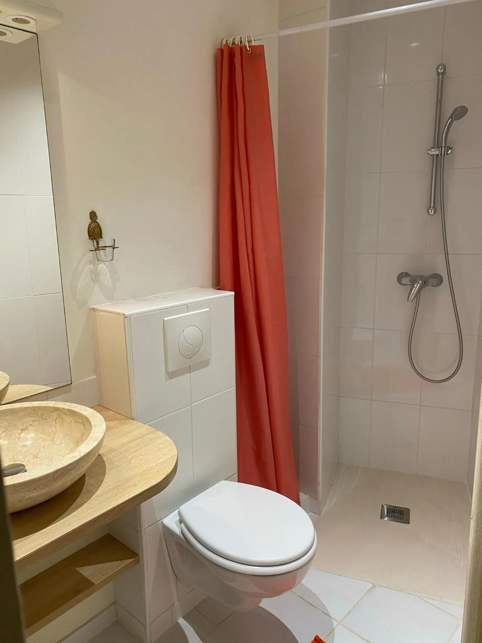 Bathroom in Studios Floreal