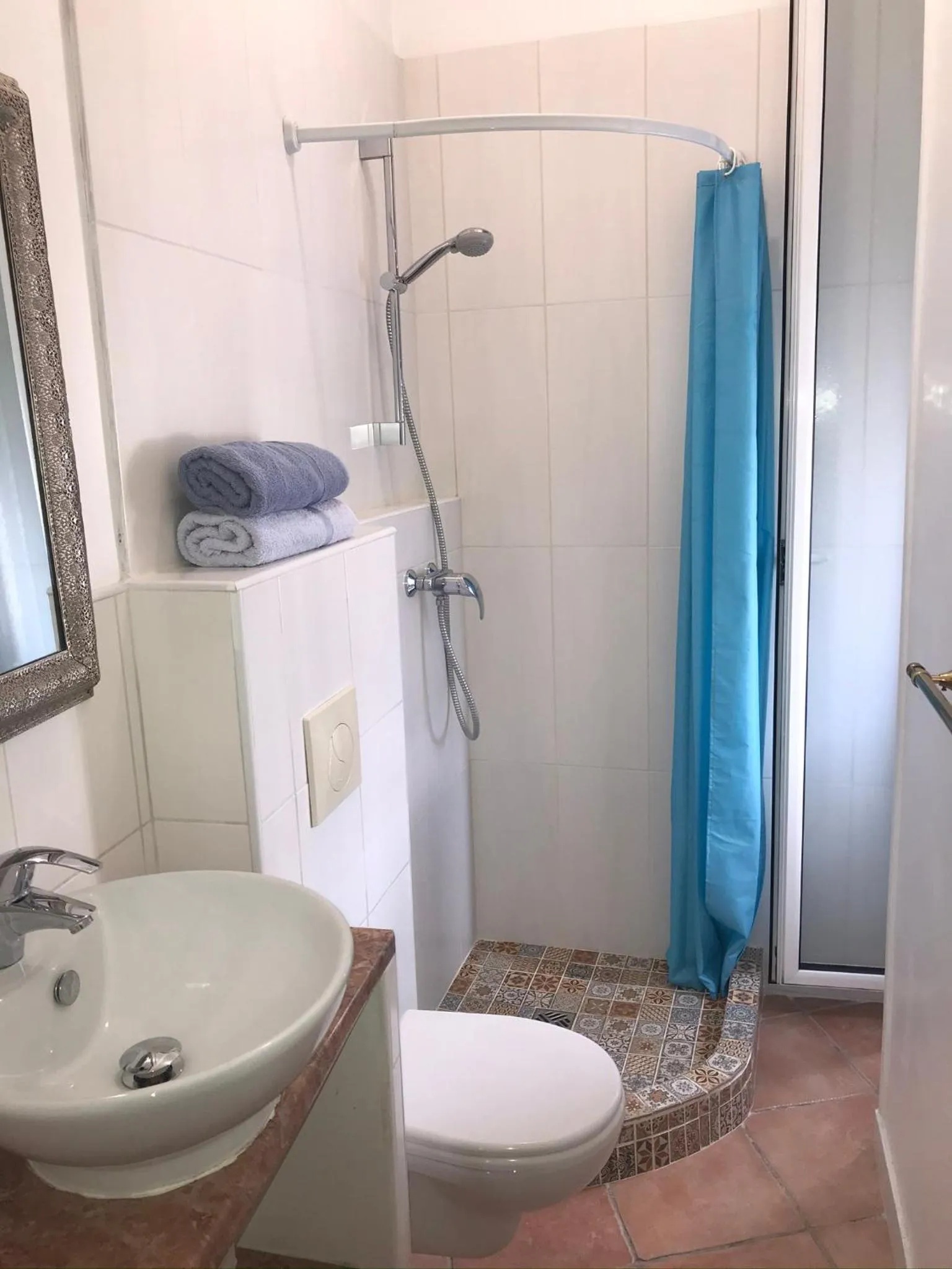 Bathroom in Studios Floreal