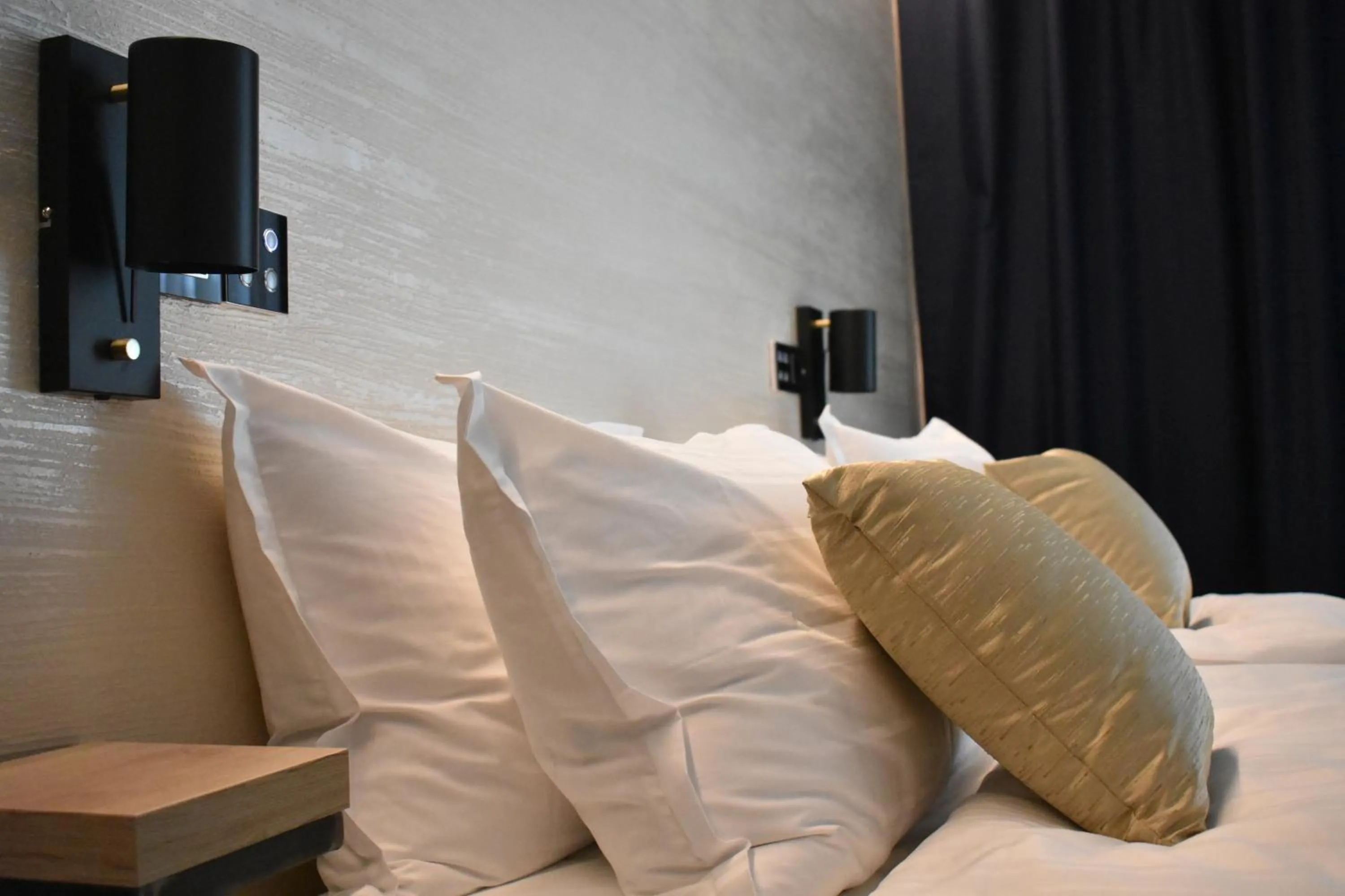 Bed in Sky Beach Aparthotel