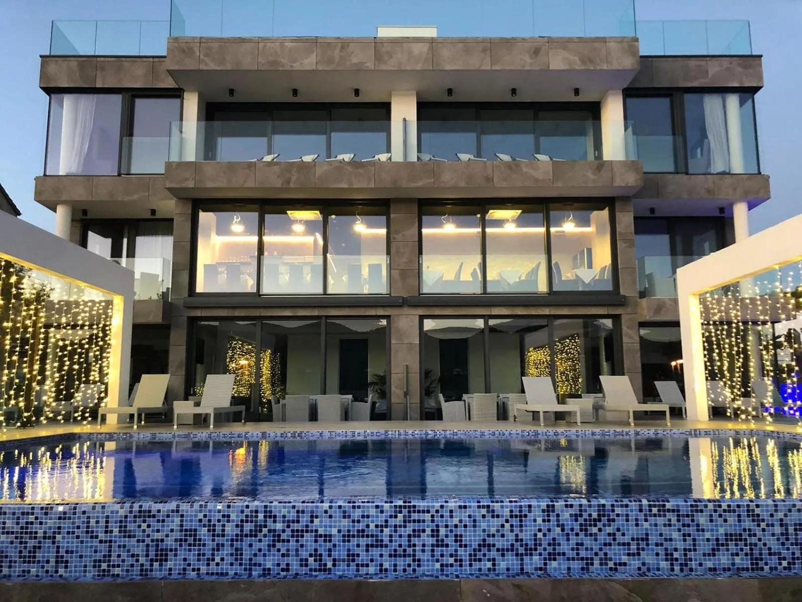 Property building in Sky Beach Aparthotel