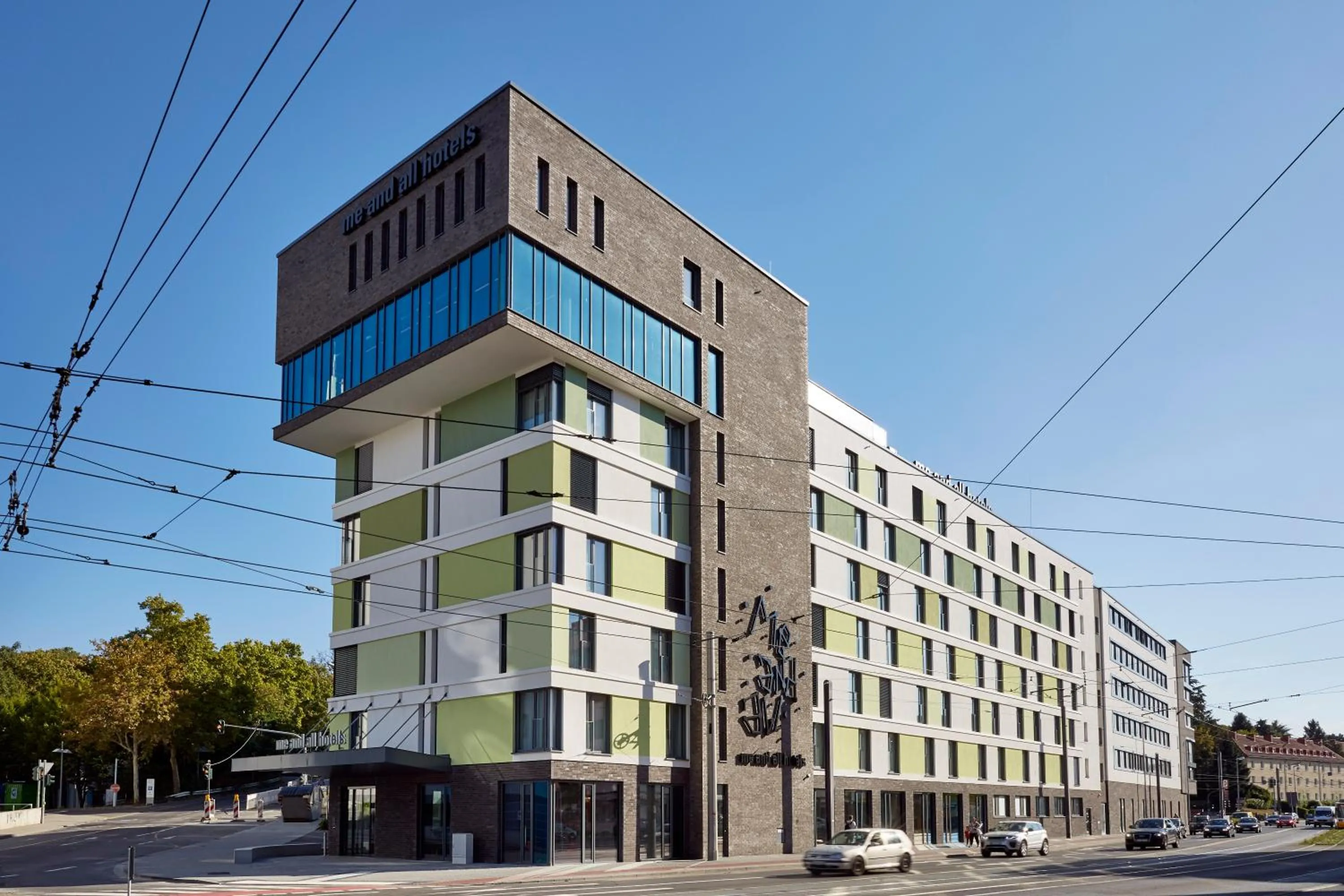 Facade/entrance in Me and All Hotel Mainz, by Hyatt